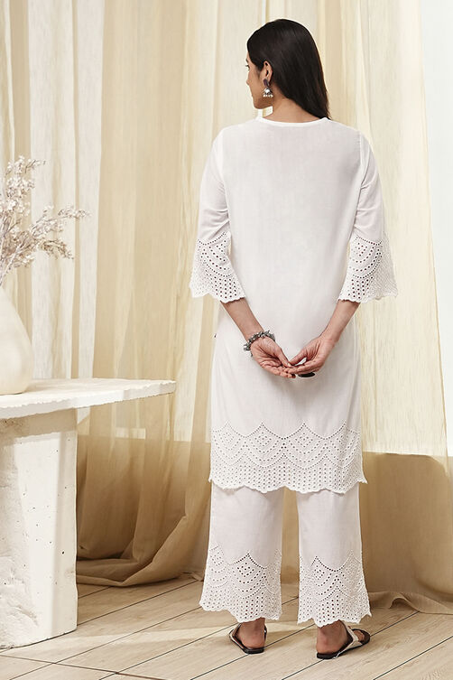 Pink Cotton Schiffli Straight Suit Set image number 4