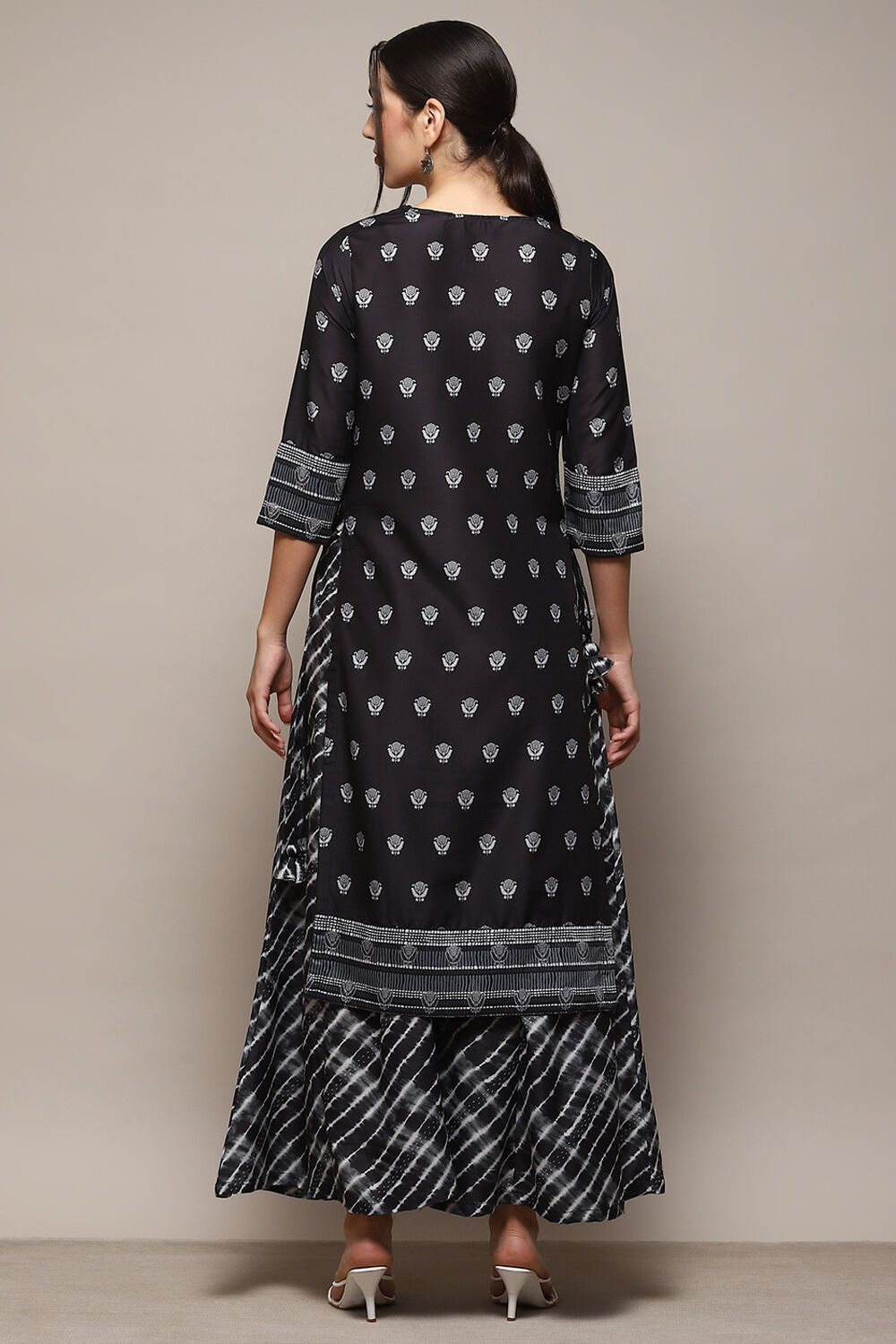 Black Poly Musin Relaxed Kurta Sharara Suit Set image number 5