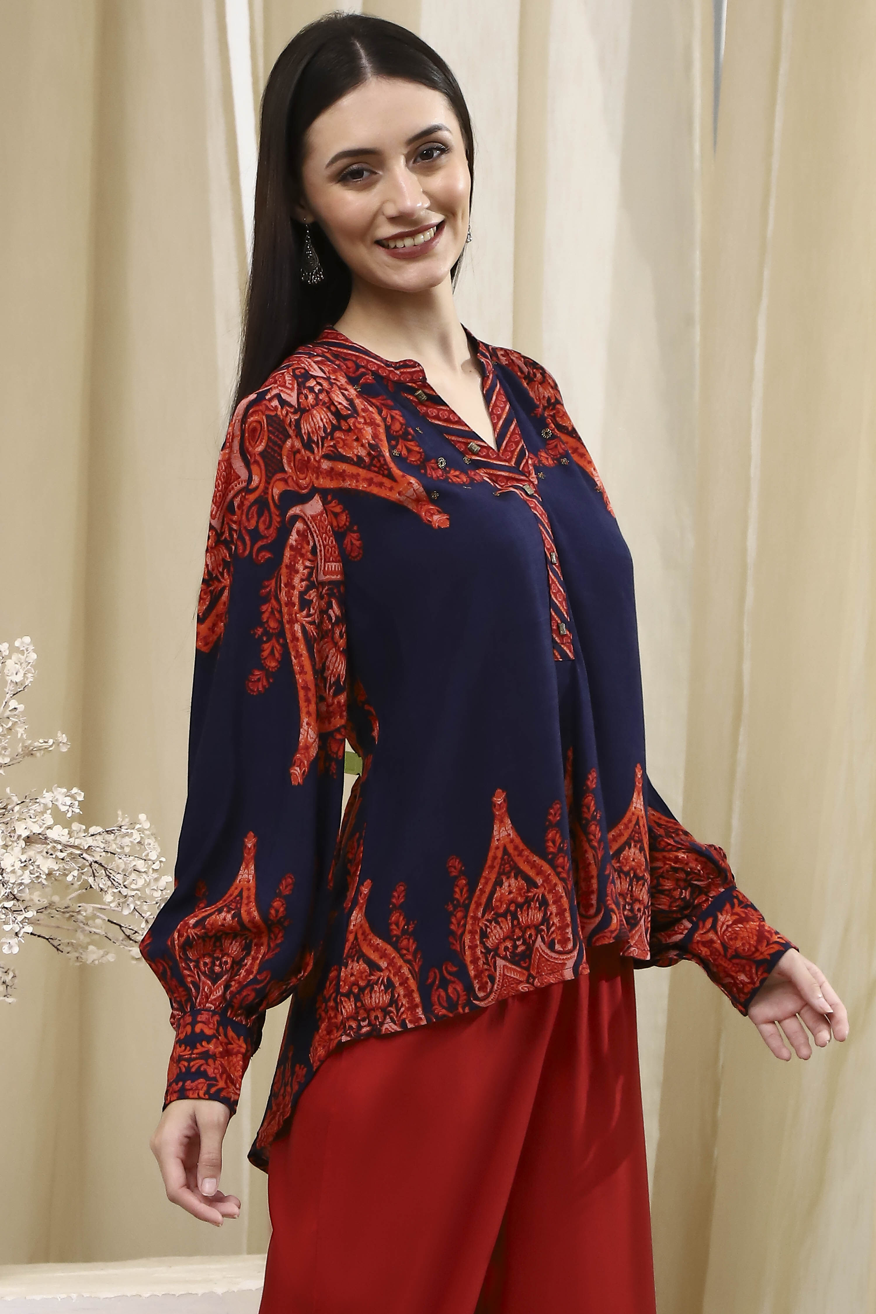 Blue Printed High-Low Top image number 4