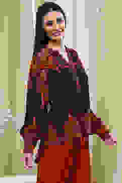 Blue Printed High-Low Top image number 4