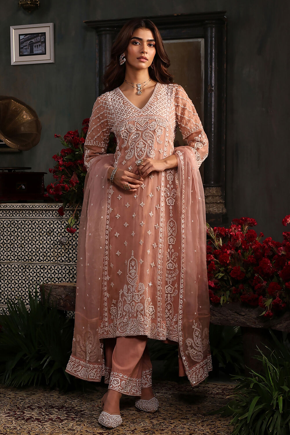 Light Green Organza Embroidered Kalidar Suit Set image number 0