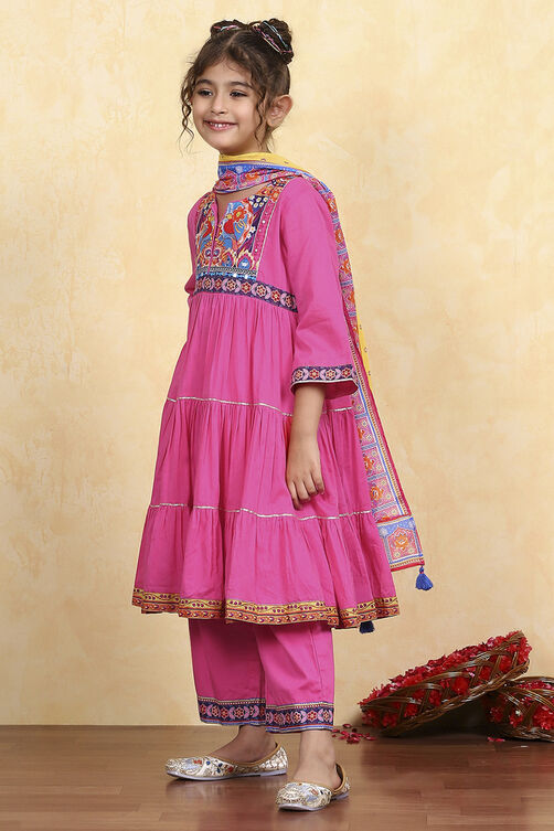 Pink Cotton Printed Tiered Suit Set image number 3