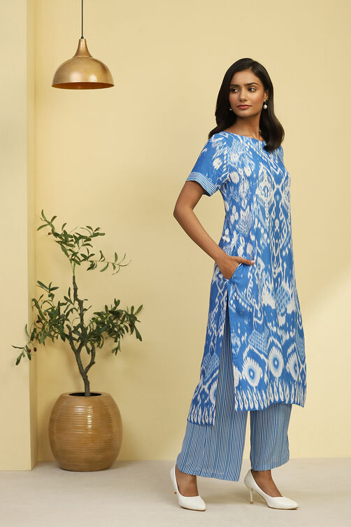 Blue Printed Straight Kurta Set image number 4