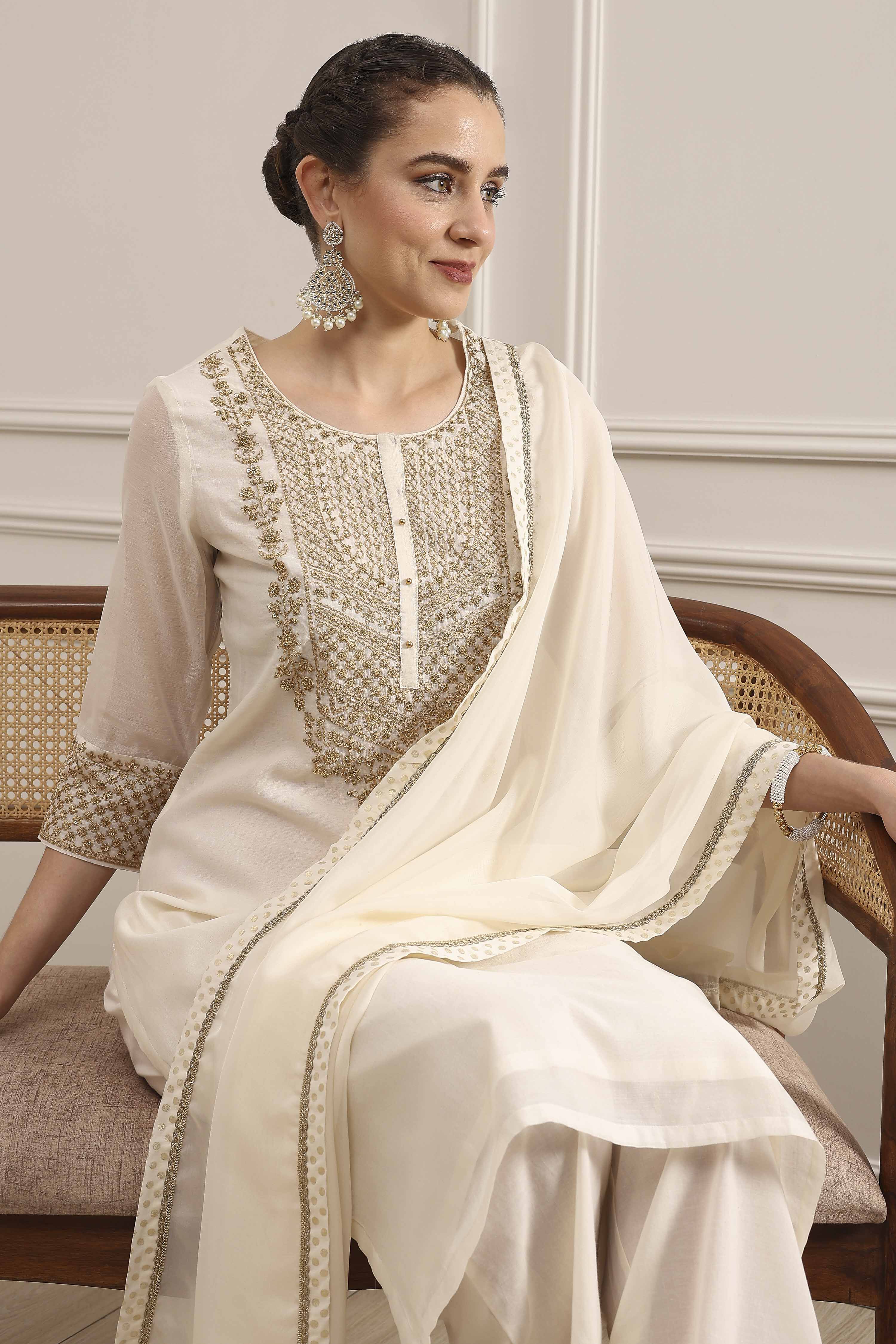 Red Embroidered Art Silk Straight Suit Set image number 7