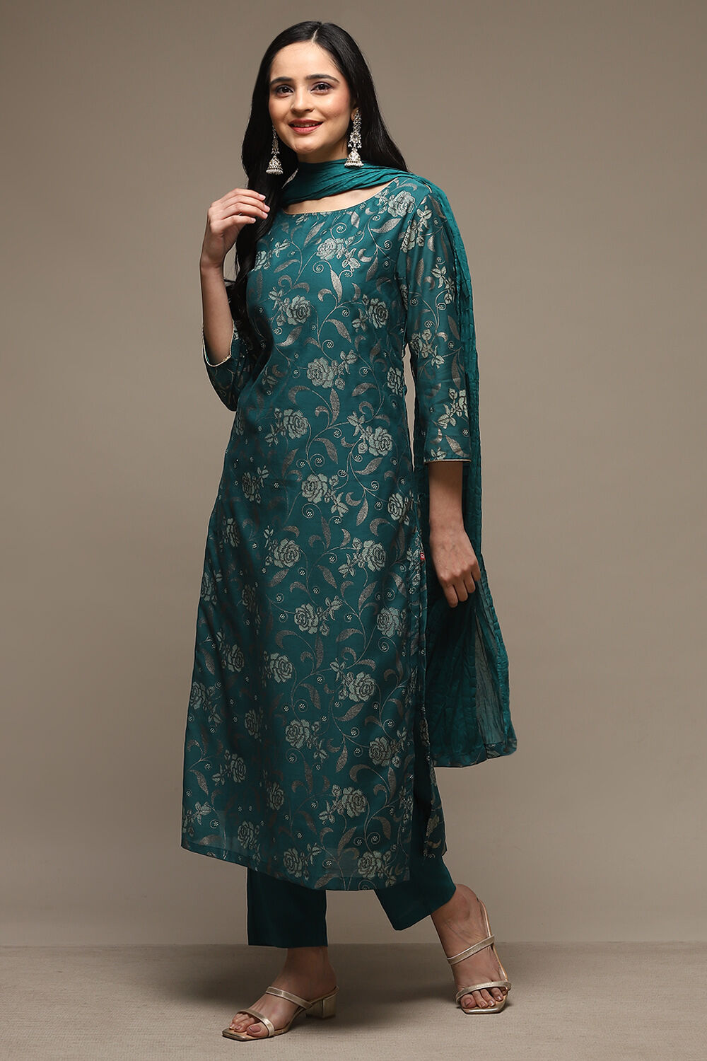 Peacock Green Cotton Blend Straight Kurta Pants Suit Set image number 5