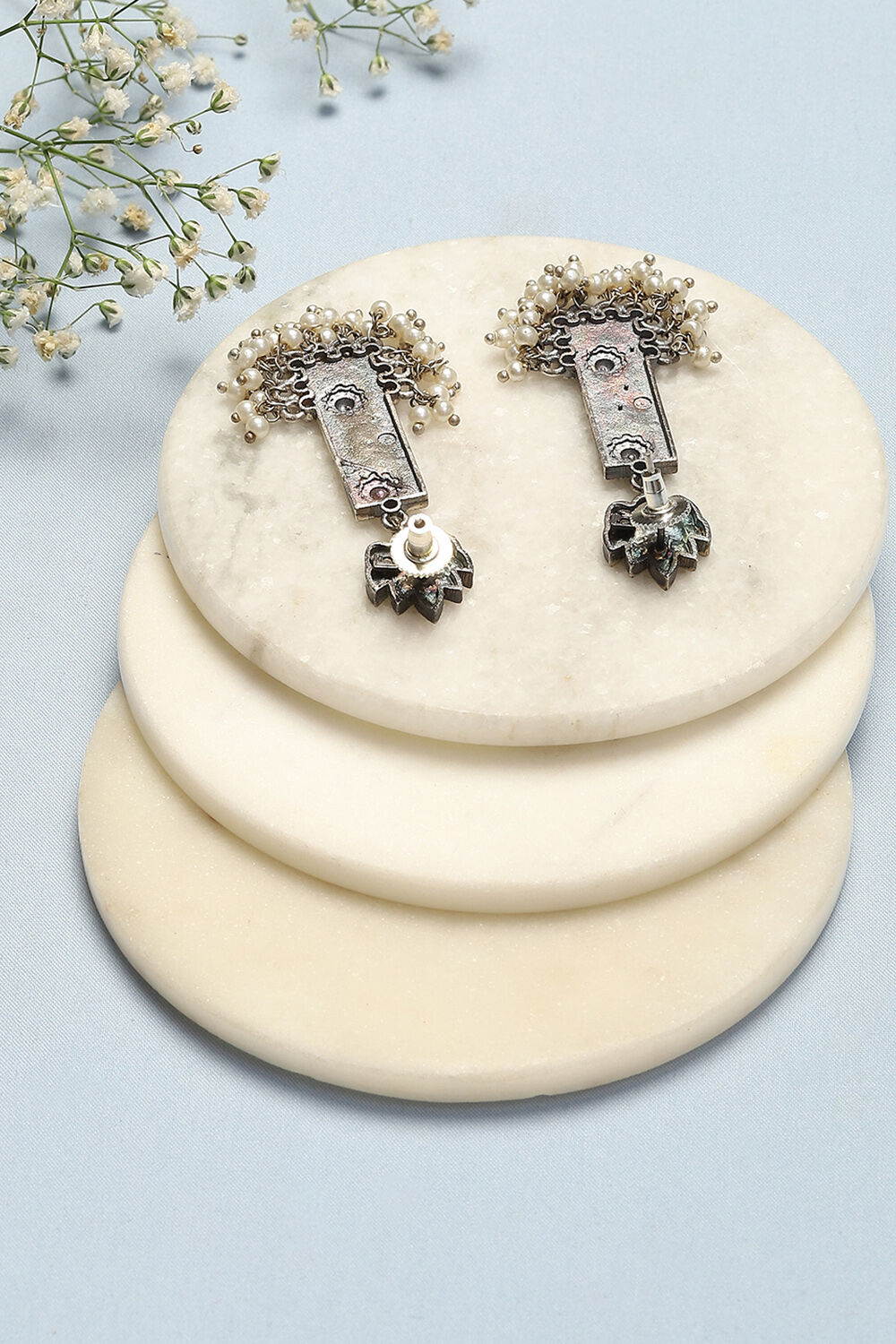 Oxidised Gold Brass Earrings image number 2