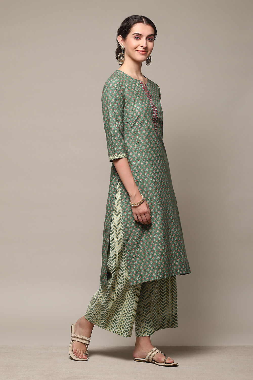 Sap Green Cotton Straight Kurta Palazzo Suit Set image number 5
