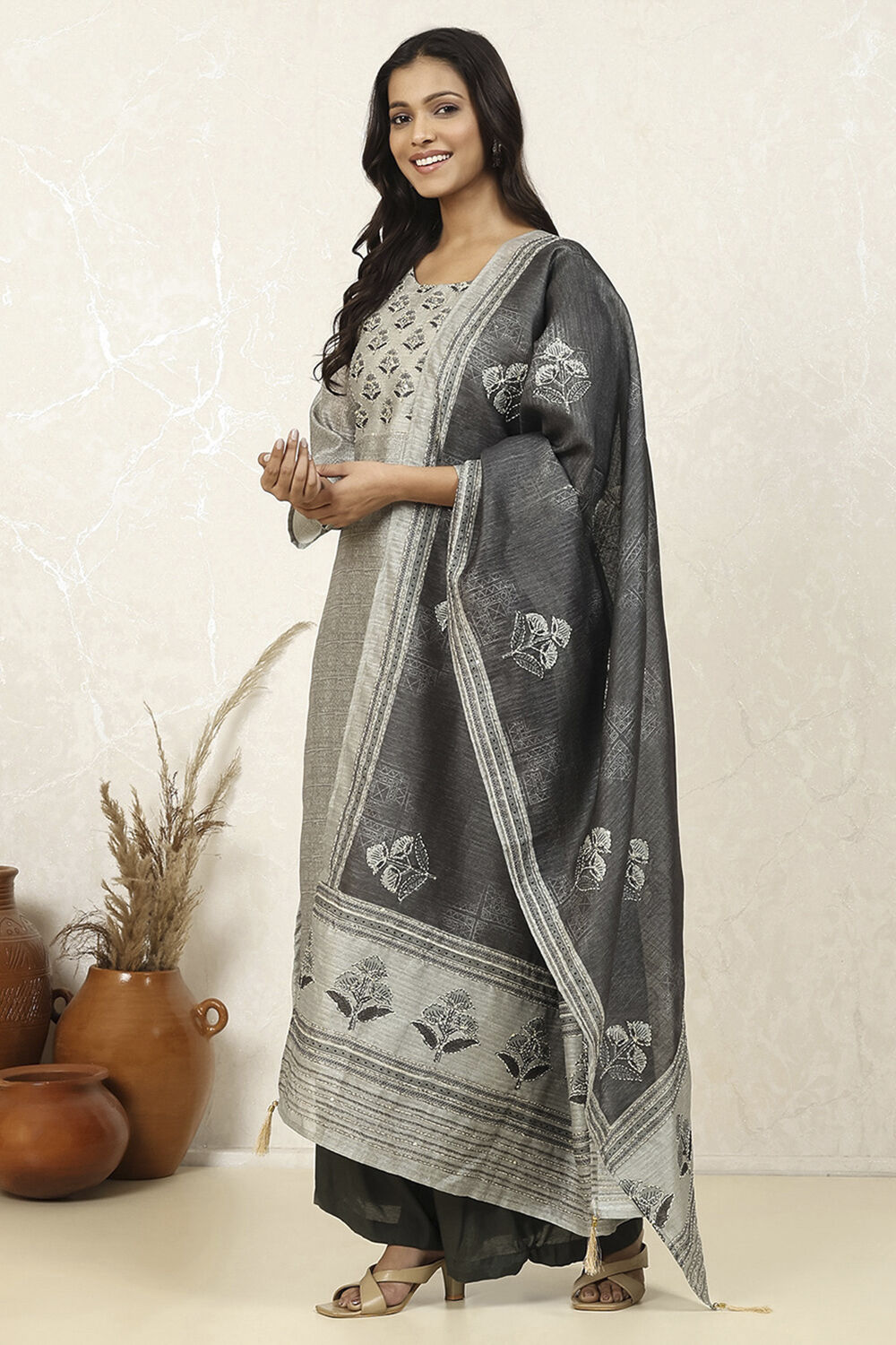 Grey Silk Blend Digital Print Unstitched Suit Set image number 4
