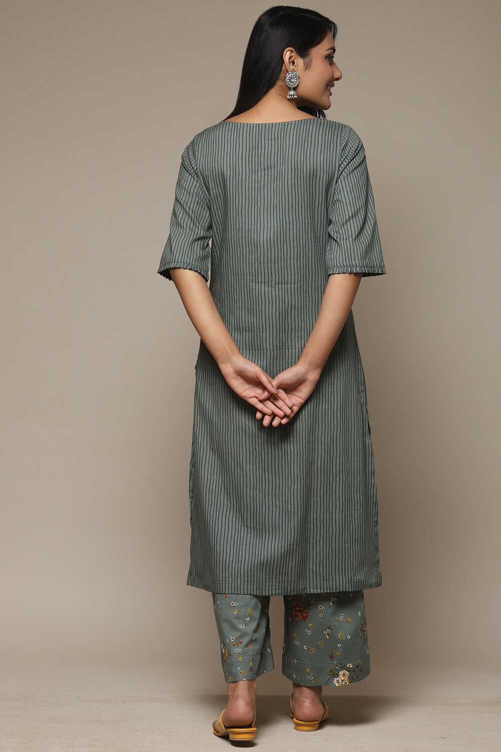 Yellow Cotton Straight Kurta Palazzo Suit Set image number 4