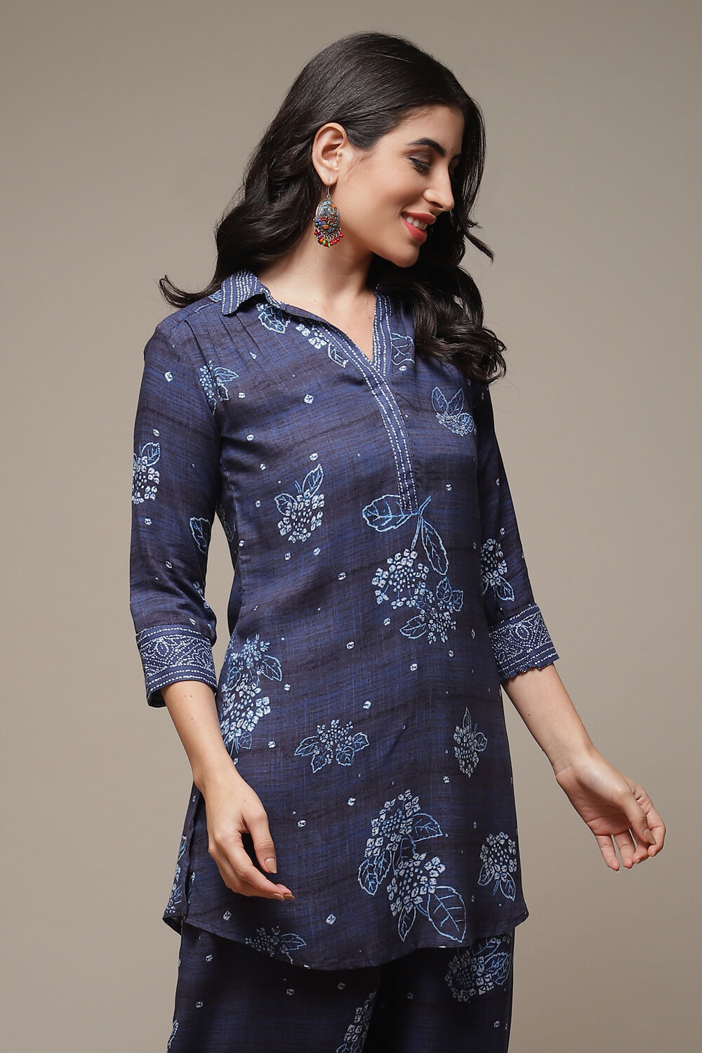 Indigo LIVA Straight Printed Kurta image number 4