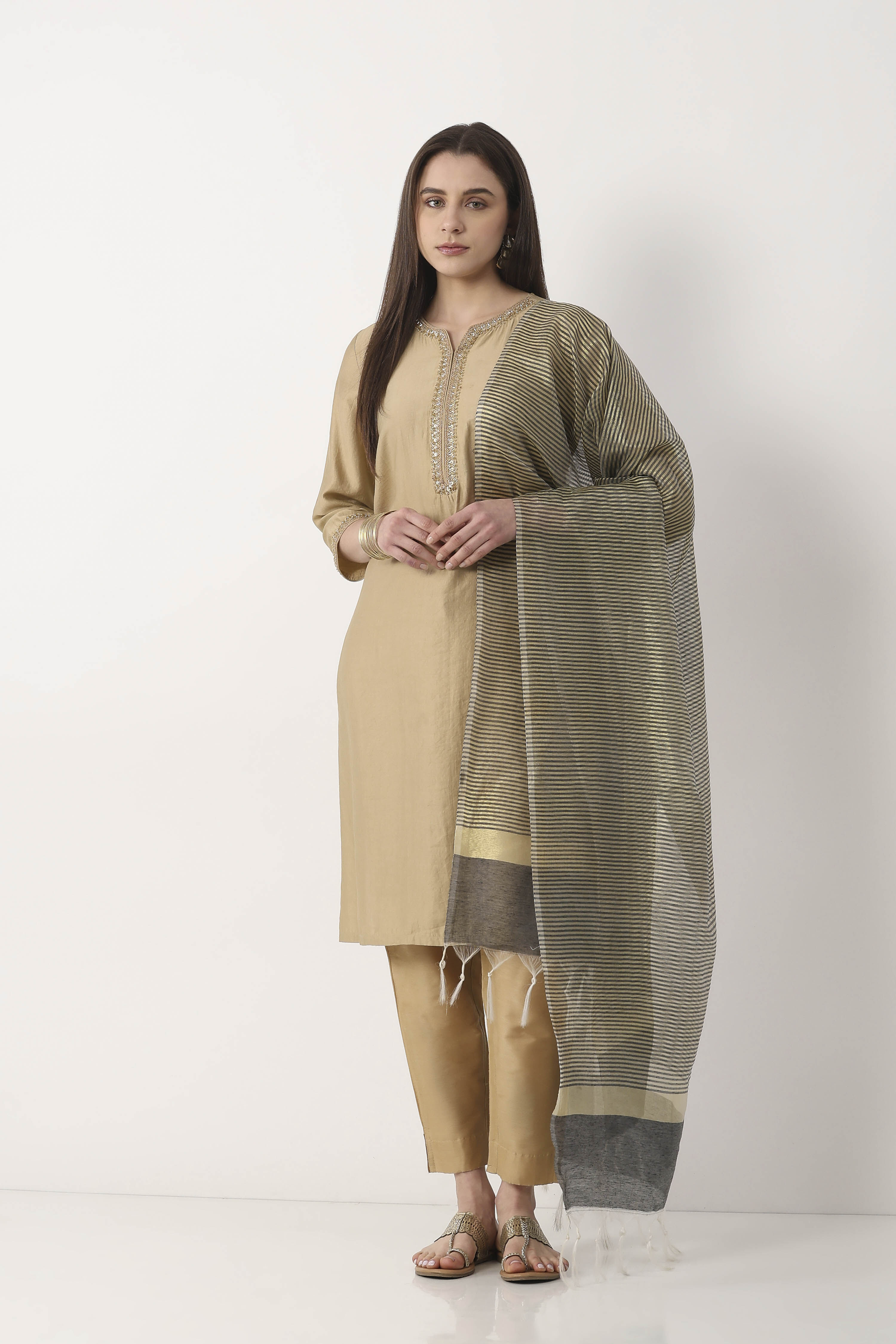 Green Black Art Silk Dupatta image number 2