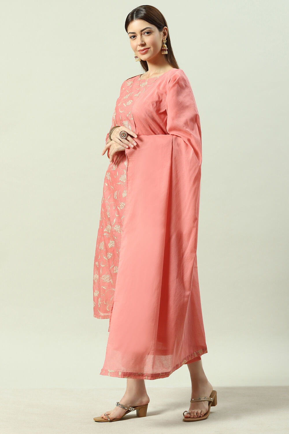 Sage Green Printed Straight Kurta Regular Pants Suit Set image number 5