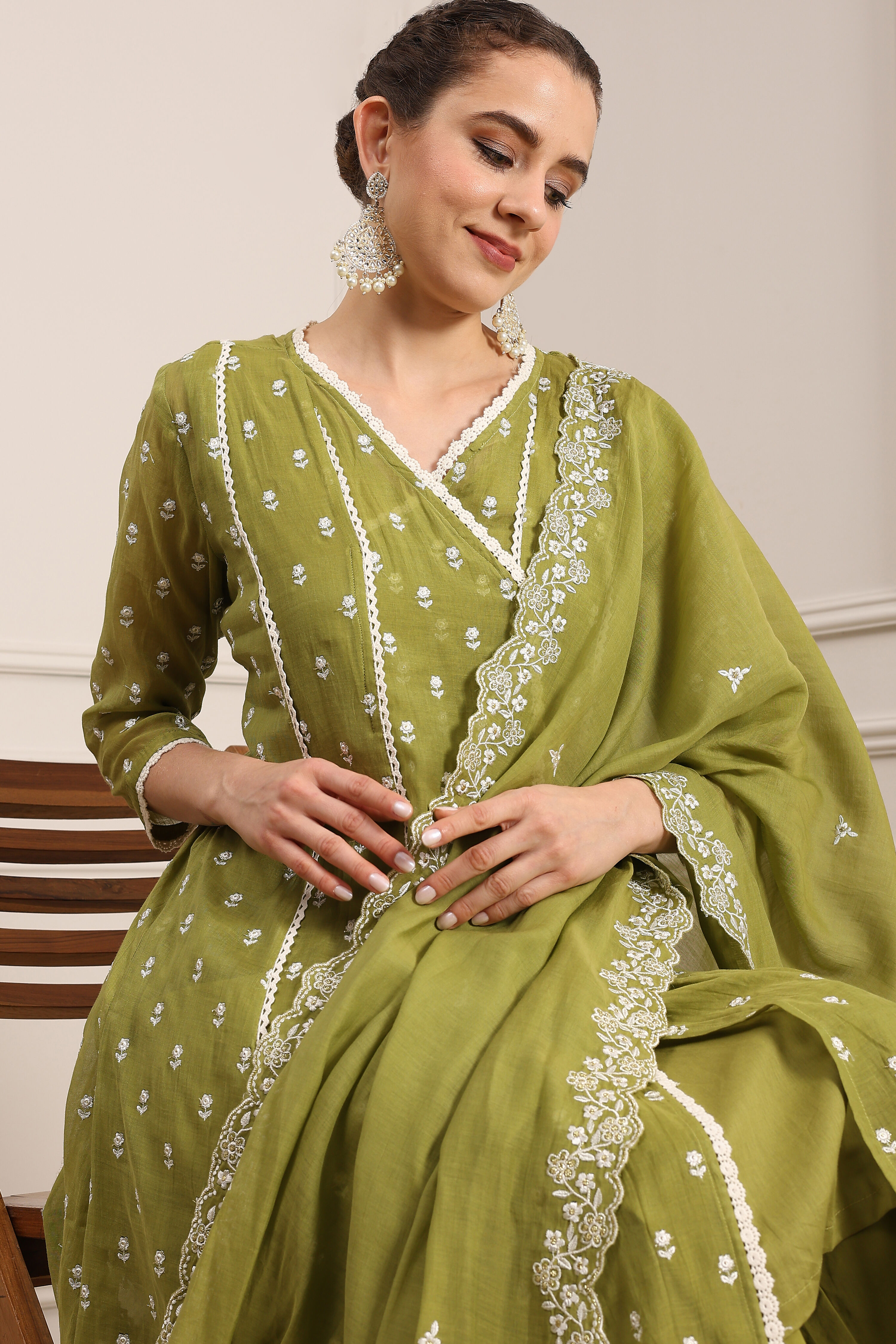 Mehndi Green Chanderi Embroidered Kalidar Suit Set image number 5