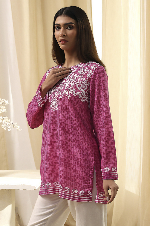 Mustard Yellow Printed Straight Short Kurta image number 2