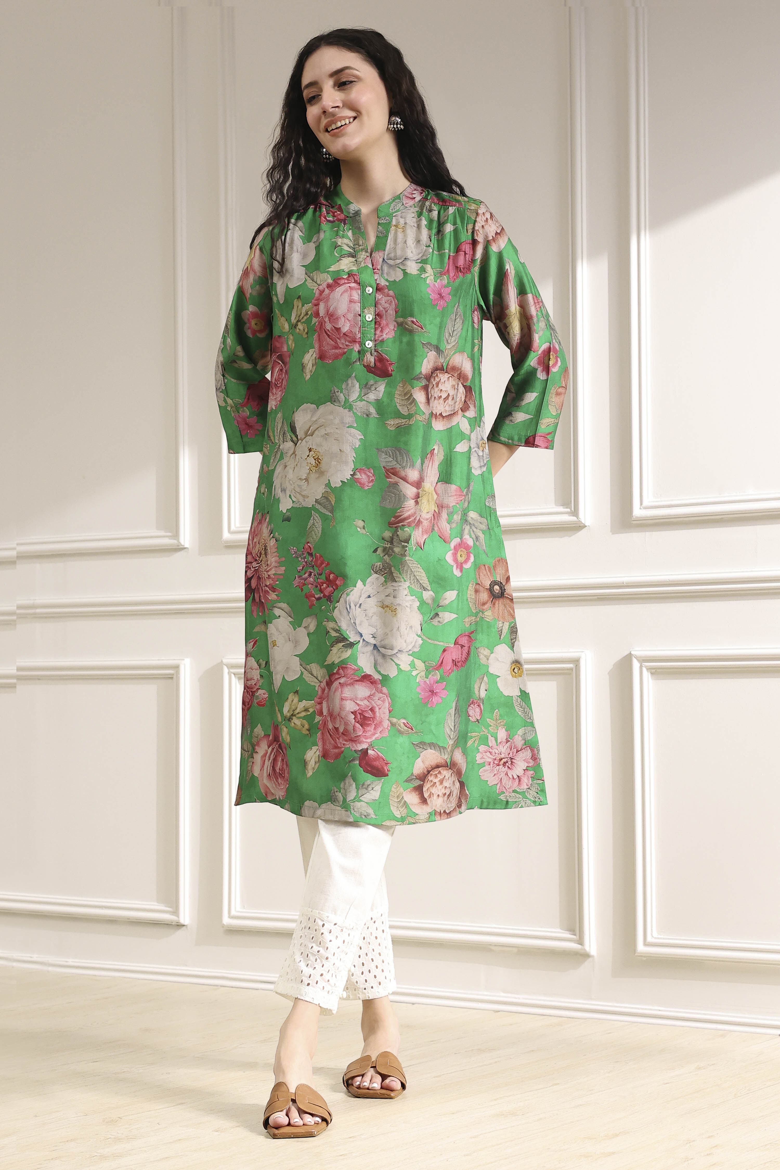 Green Floral Printed Straight Kurta image number 5