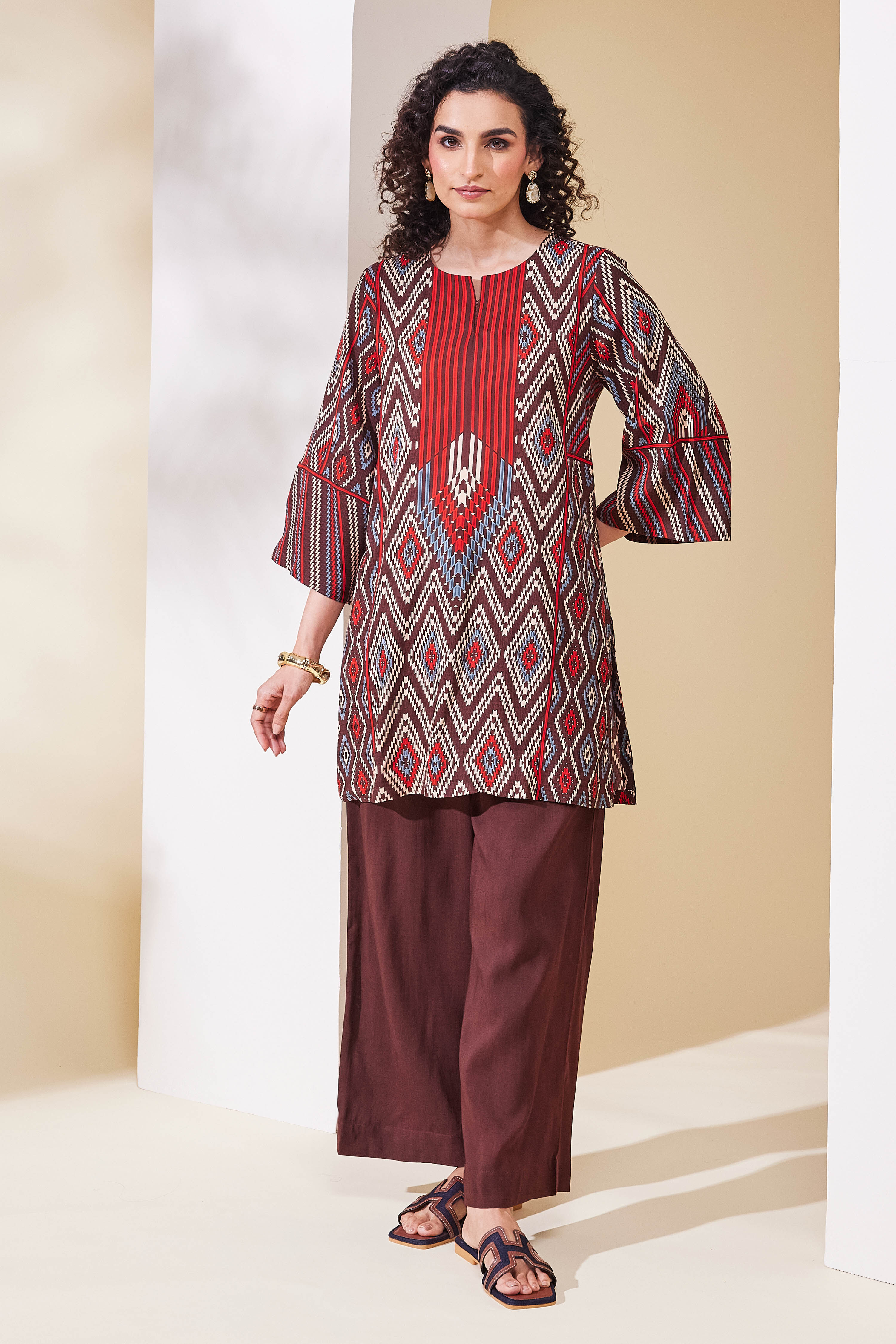 Brown Viscose Rayon Straight Kurta Pants Set image number 6