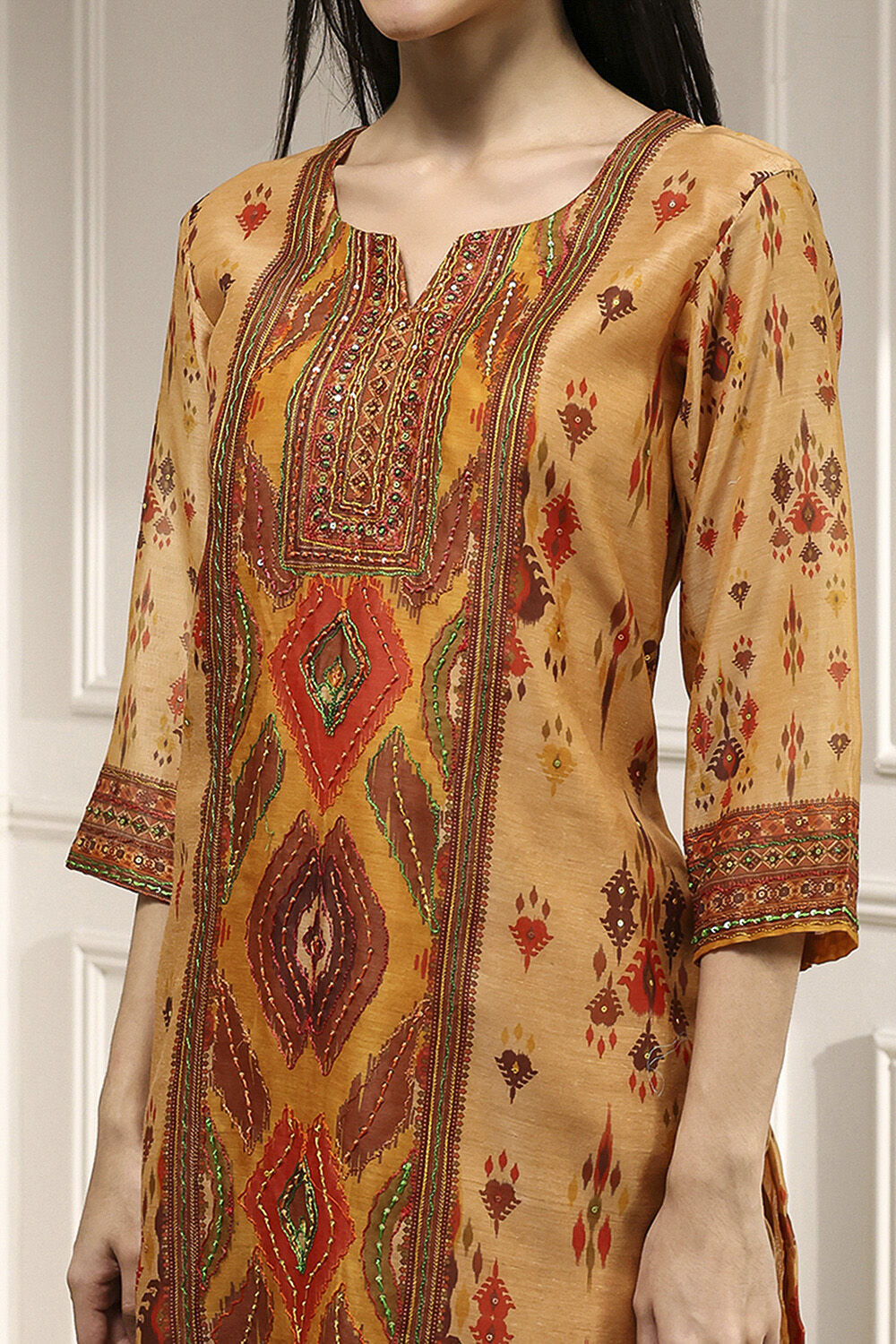 Cream Chanderi Printed Embroidered Unstitched Suit Set image number 2