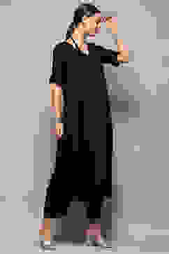 Black Asymmetric Solid Kurta Set image number 6