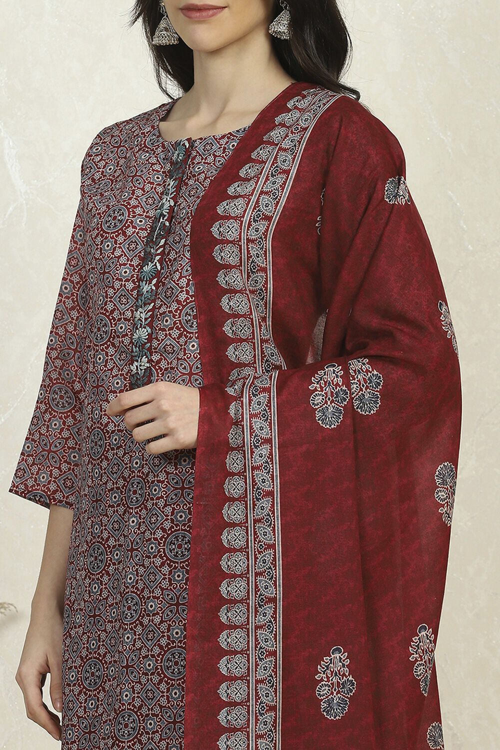 Red Cotton Digital Print Unstitched Suit Set image number 2