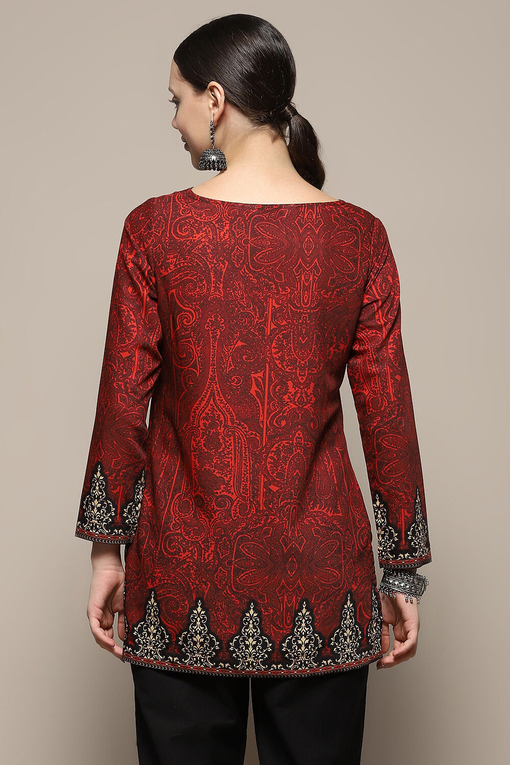 Maroon Crepe Printed Straight Short Kurta image number 3