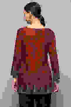 Maroon Crepe Printed Straight Short Kurta image number 3