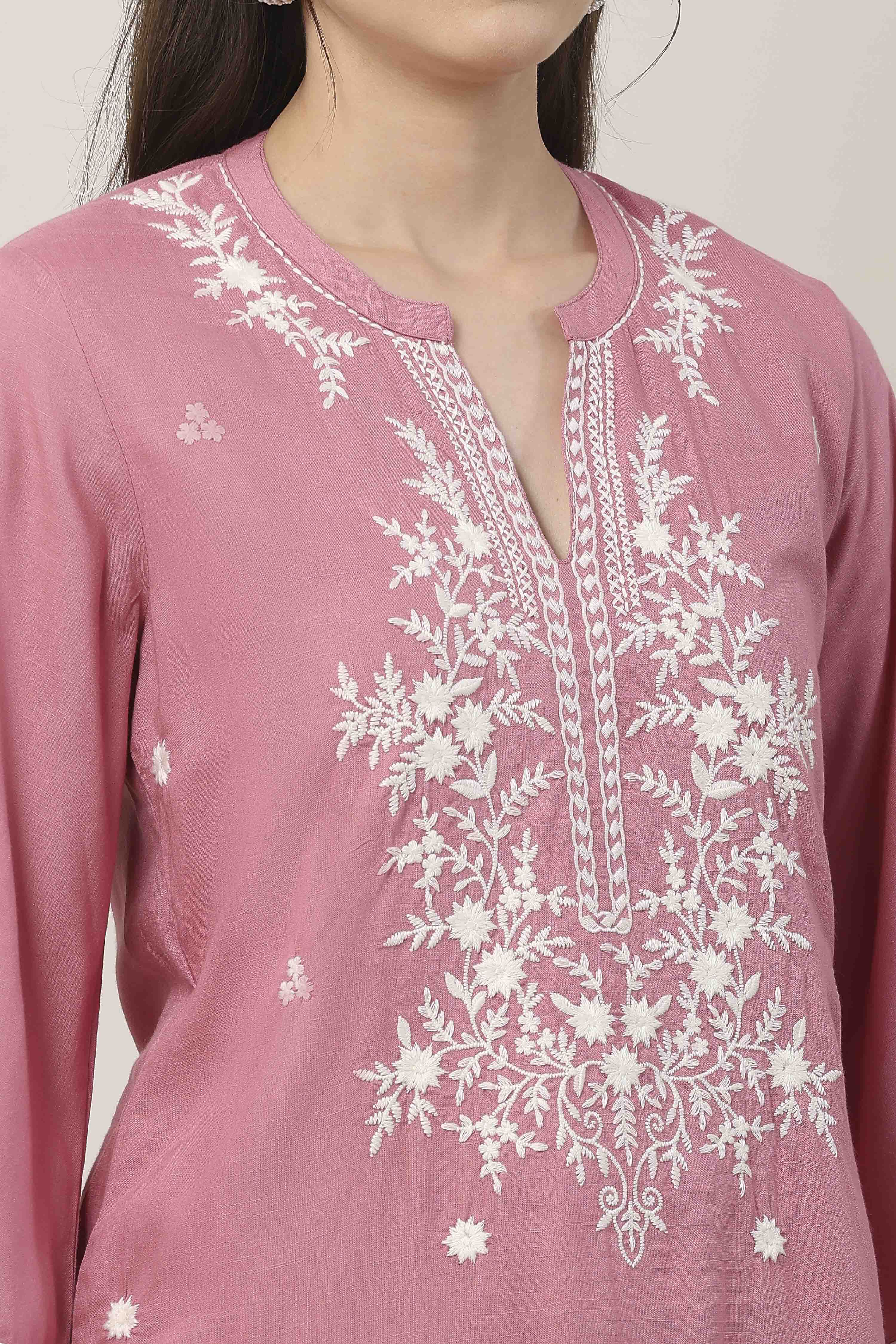 Green Yoke Embroidered Straight Suit Set image number 1