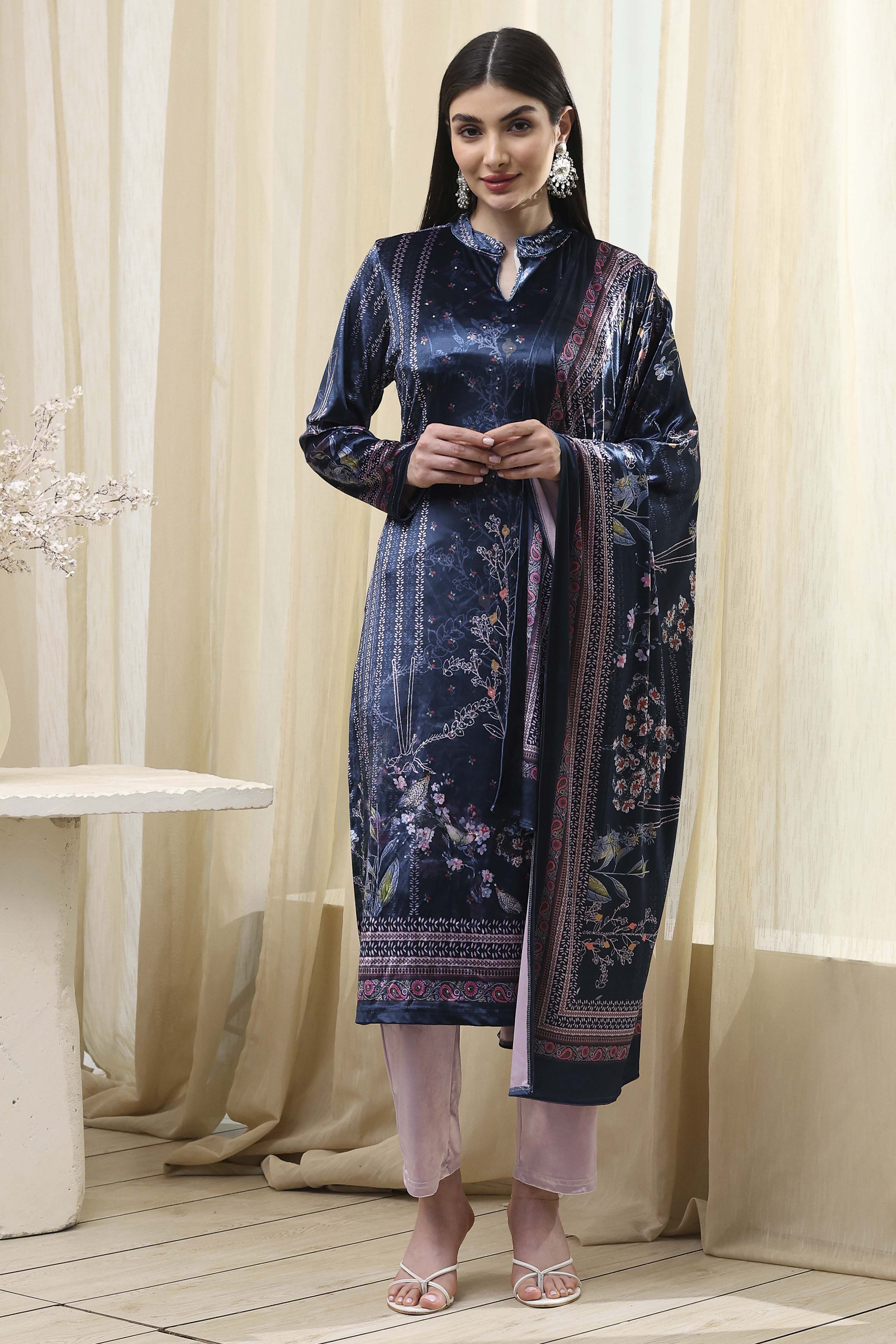 Petrol Blue Polyester Straight Printed Kurta Slim Pant Suit Set image number 6