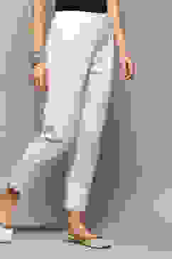 White Cotton Slim Solid Pants image number 3