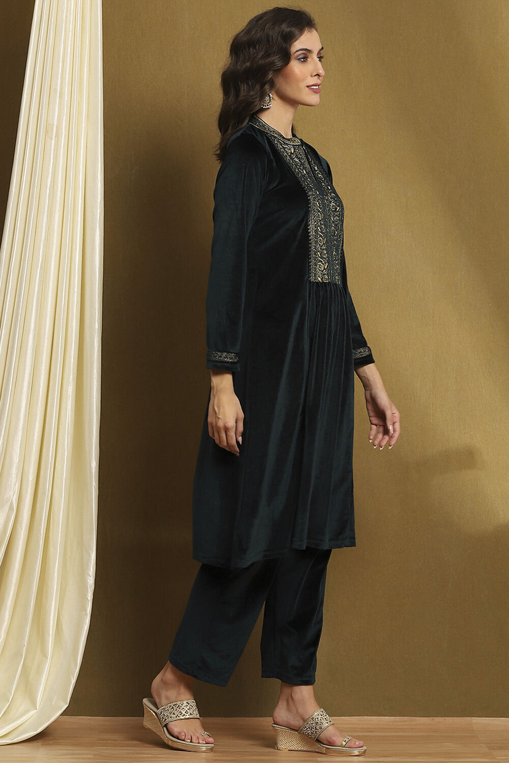 Navy Polyester Straight Suit Set image number 5