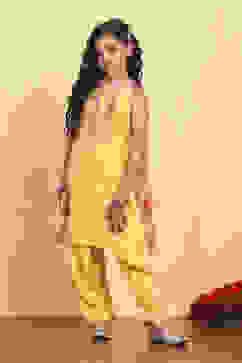 Yellow Polyester Straight Solid Suit Set image number 6