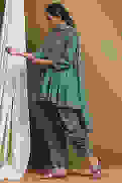 Green Muslin Printed Peplum Suit Set image number 3