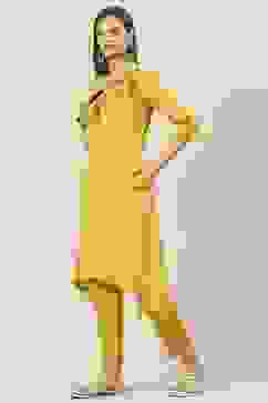 Yellow Solid Asymmetric Kurta Slim Pants Suit Set image number 3
