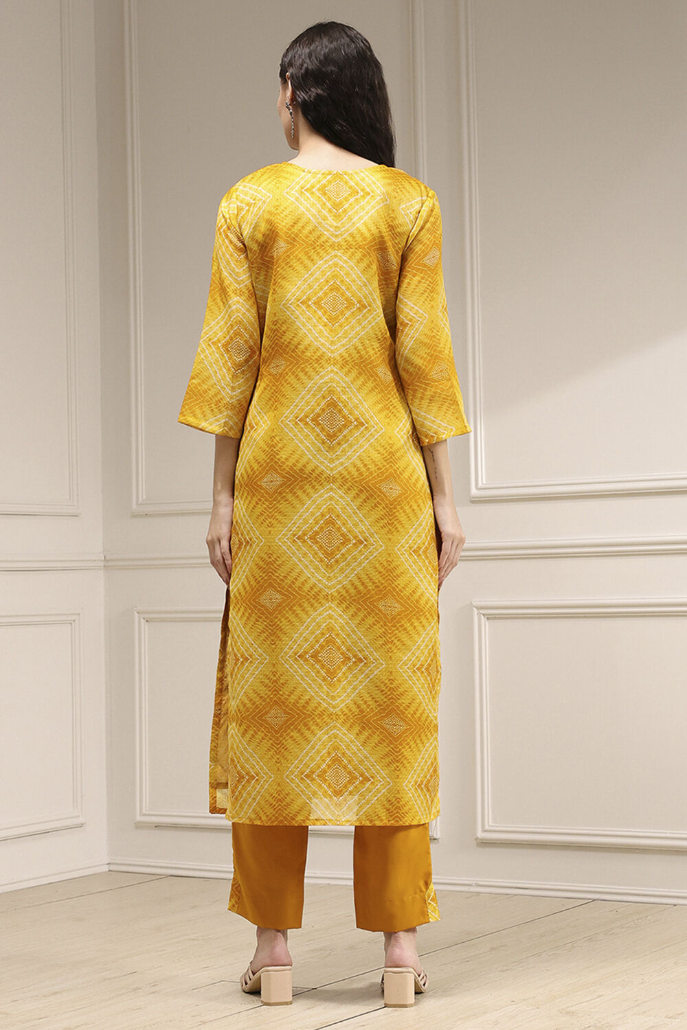 Pink Cotton Machine Embroidered Unstitched Suit Set image number 5