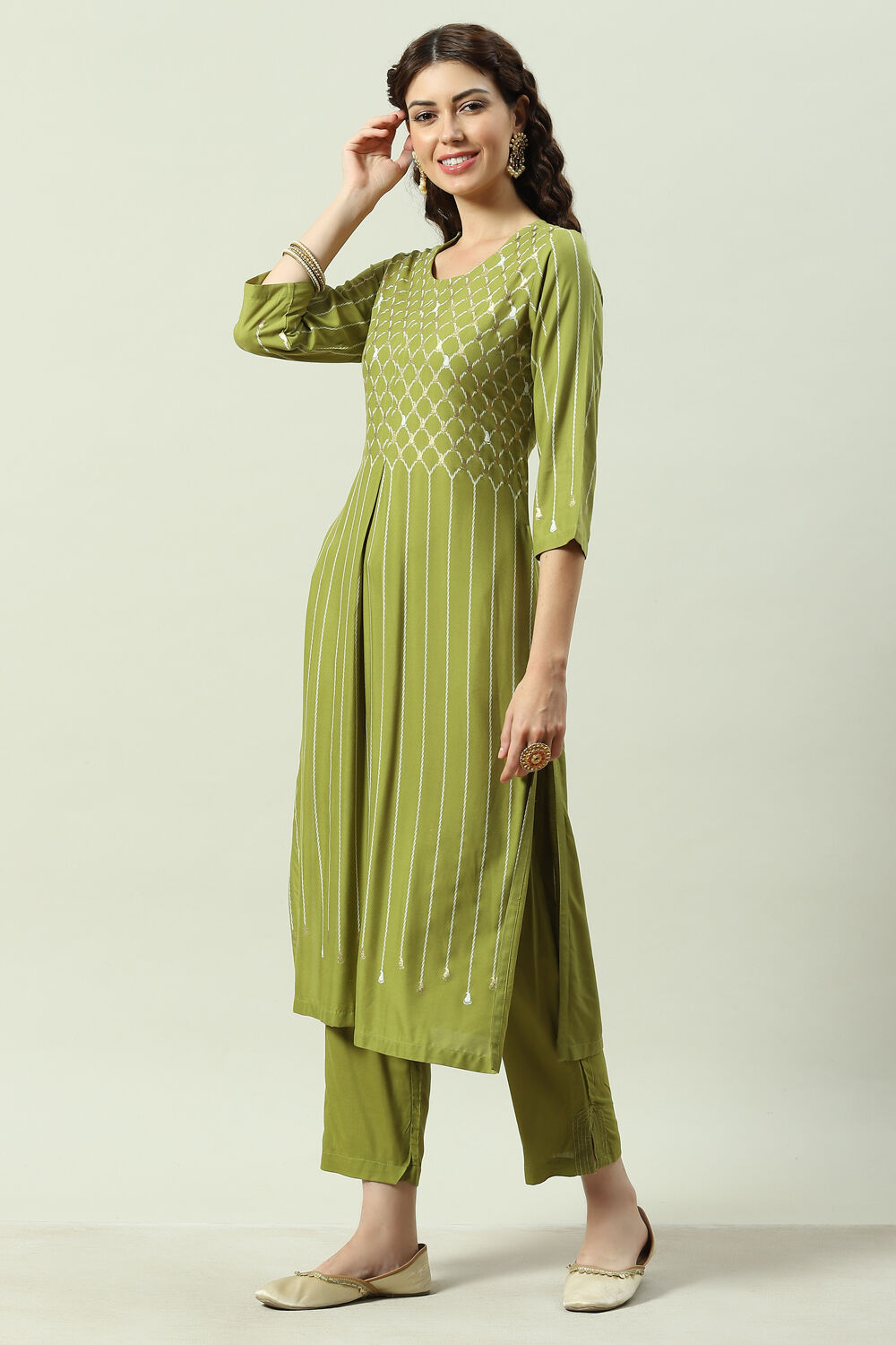 Plum Printed Rayon Straight Kurta Regular Pants Suit Set image number 2