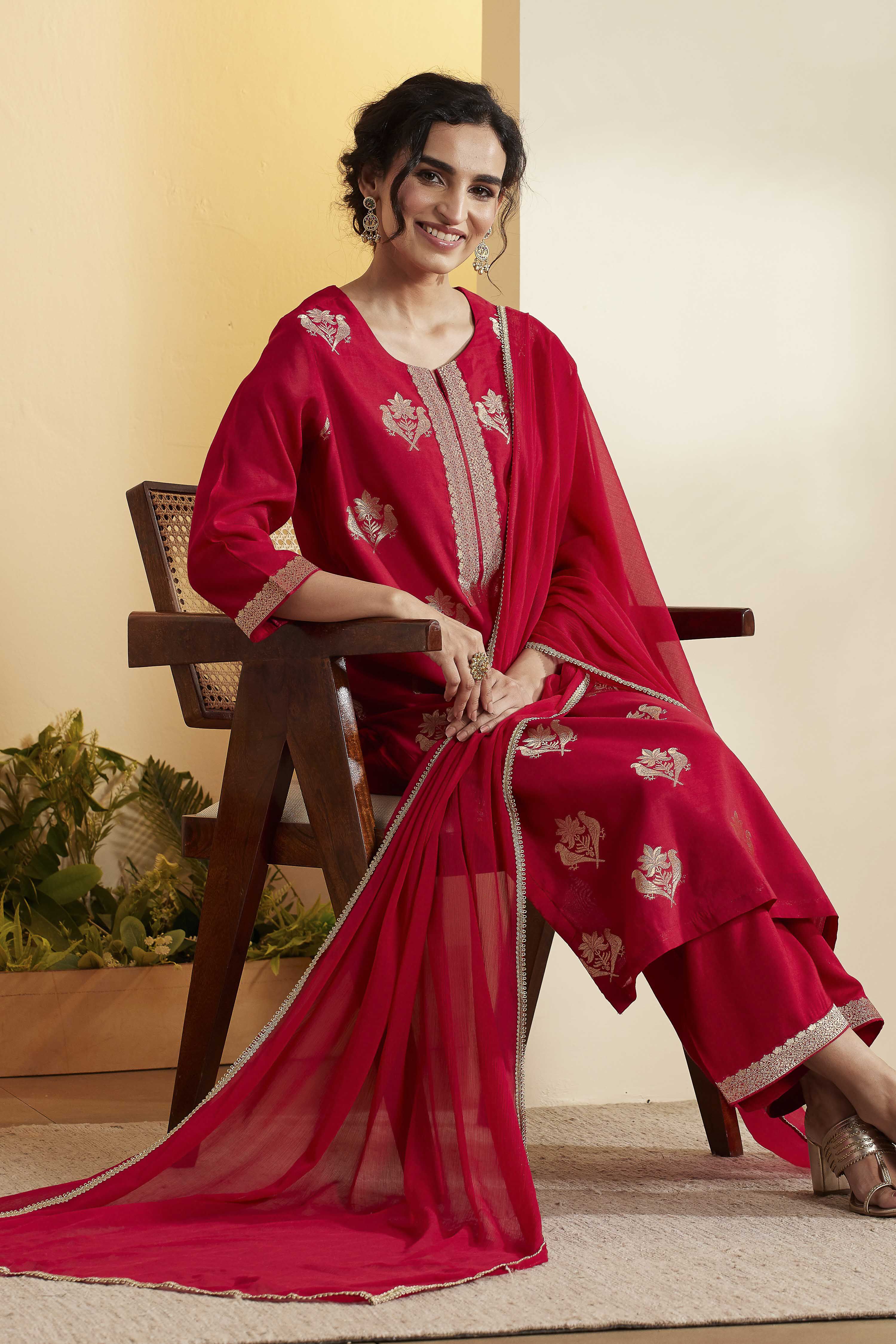 Red Nylon Straight Suit Set image number 0