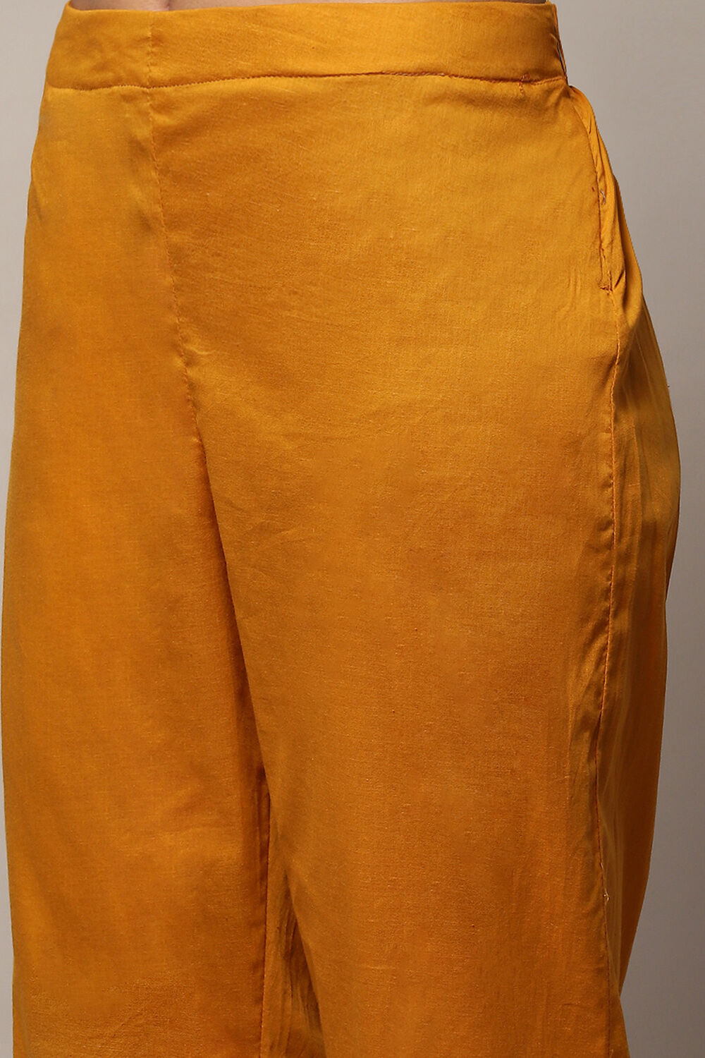 Blue Cotton Unstitched Suit Set image number 3