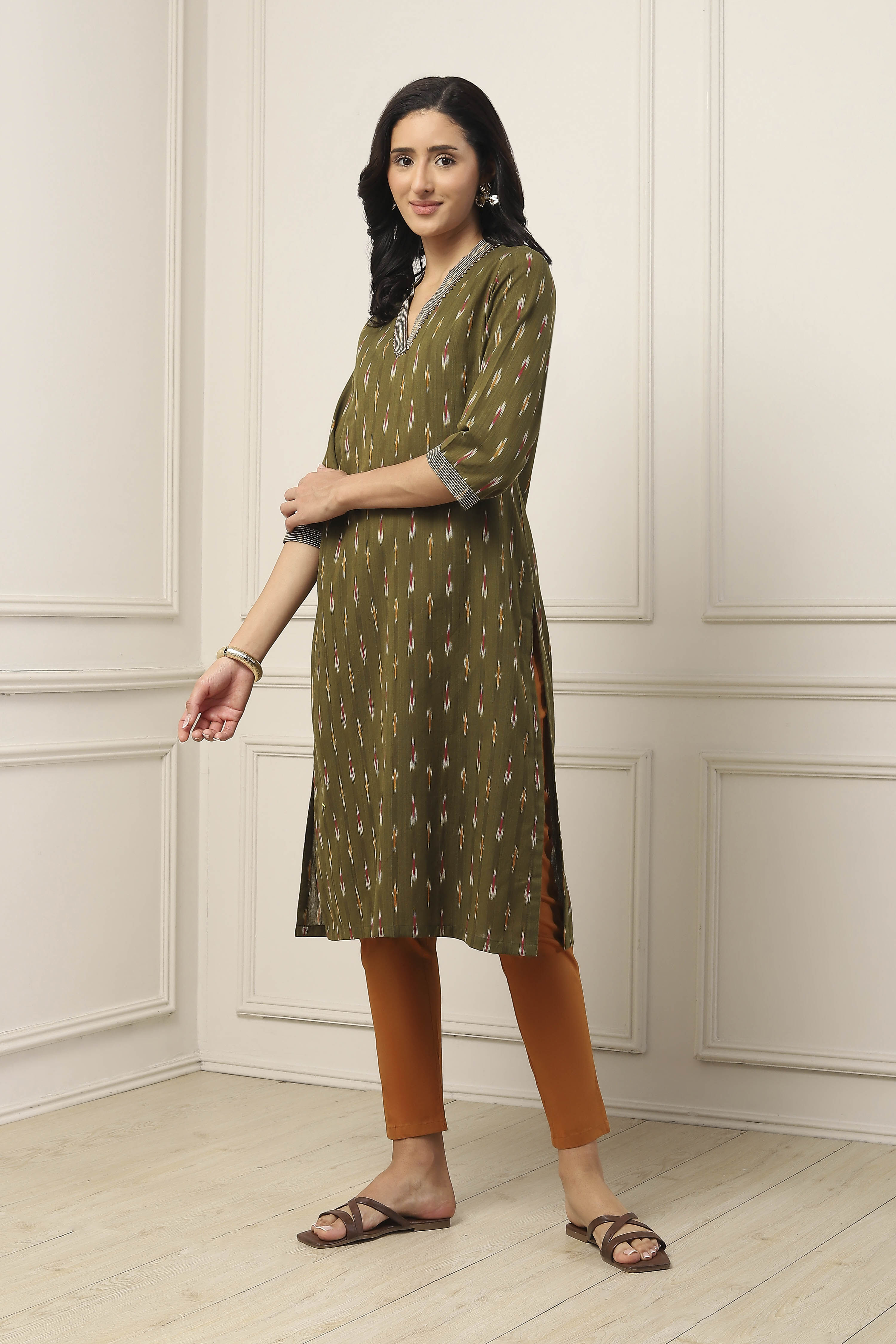 Green Cotton Printed Straight Kurta image number 2