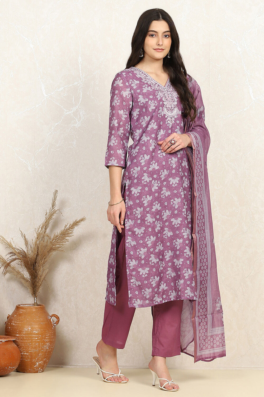 Mauve Linen Digital Print Unstitched Suit Set image number 6