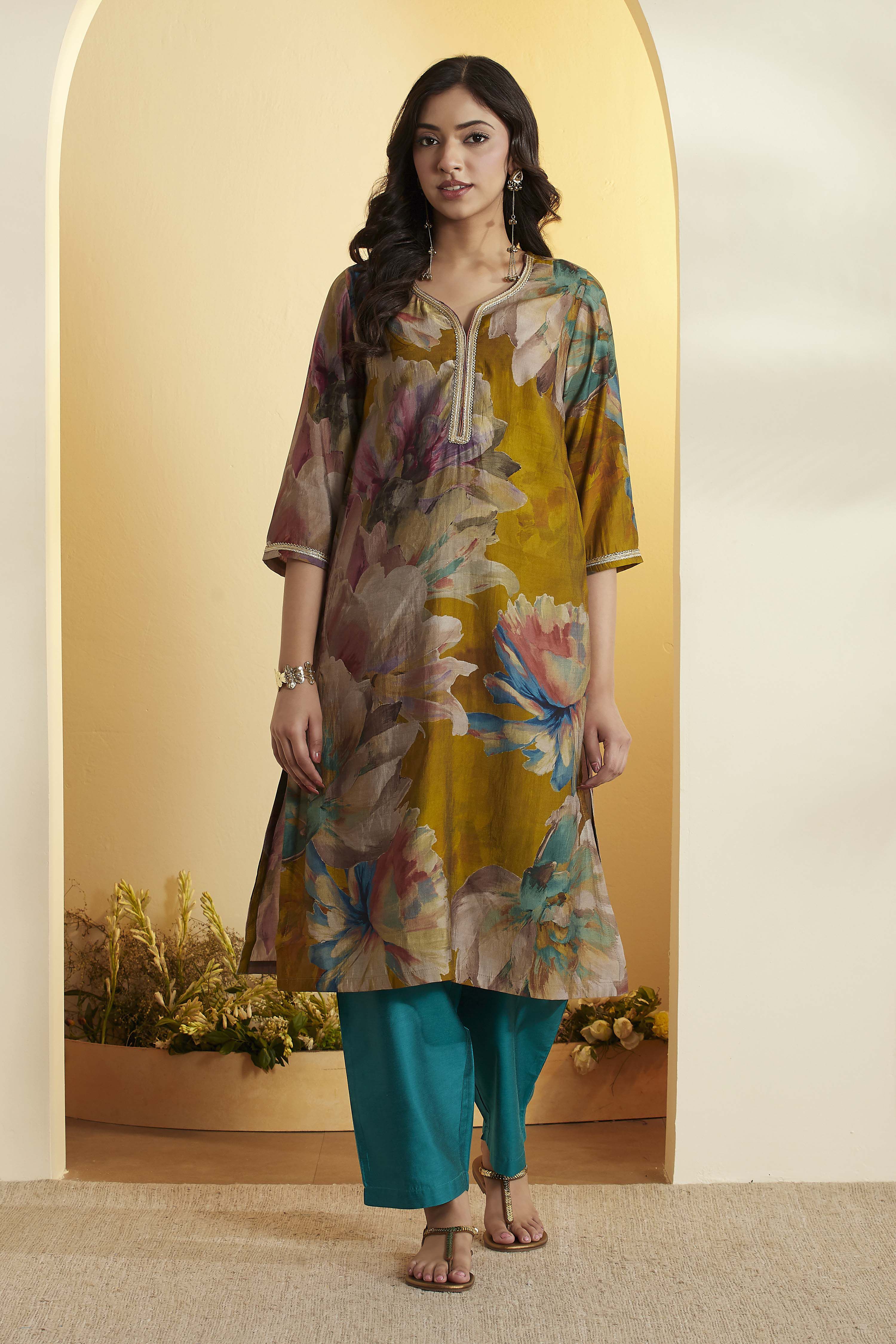 Green Poly Viscose Straight Kurta image number 5