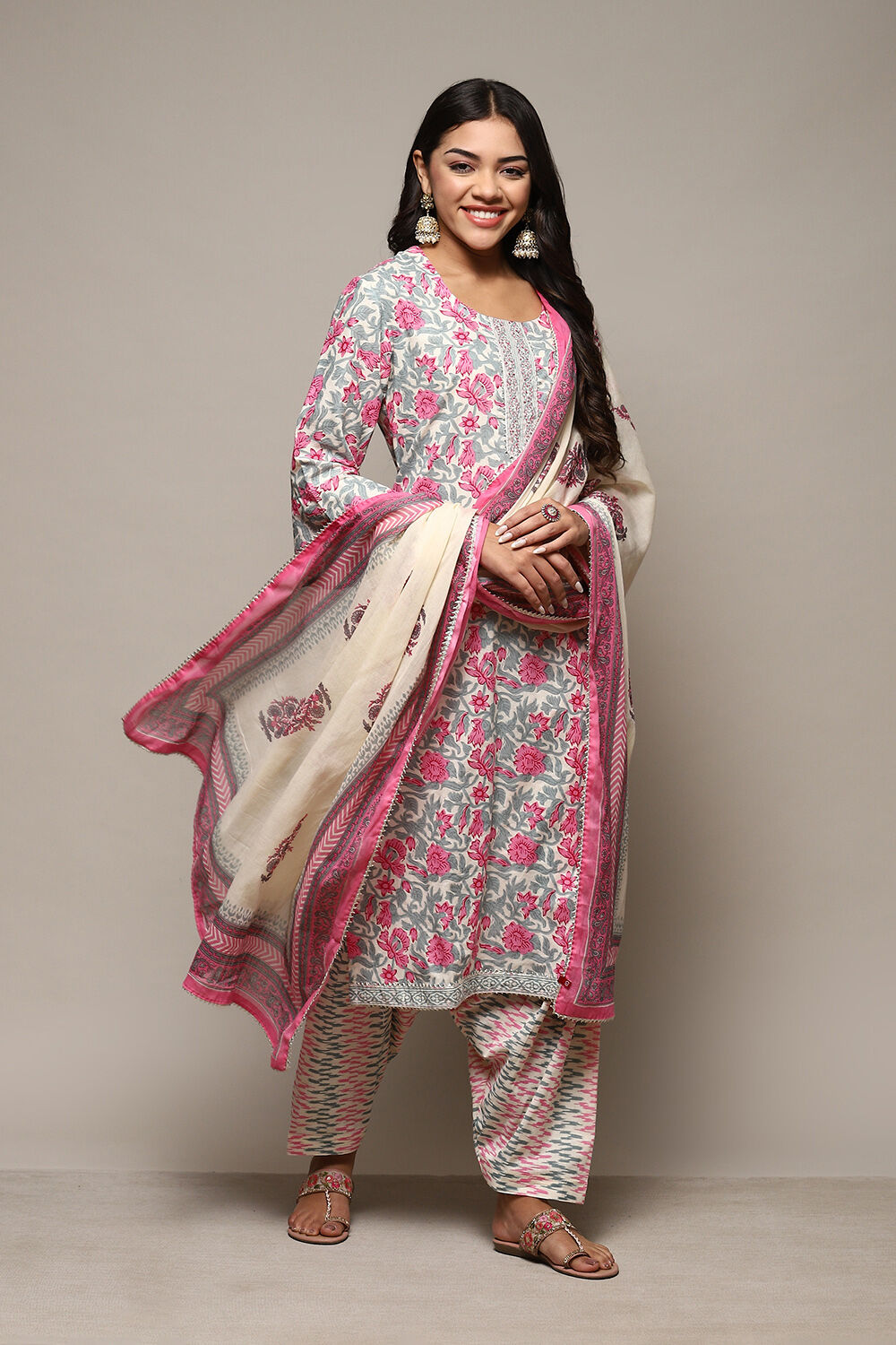 Pink Cotton Handloom Unstitched Suit Set image number 1