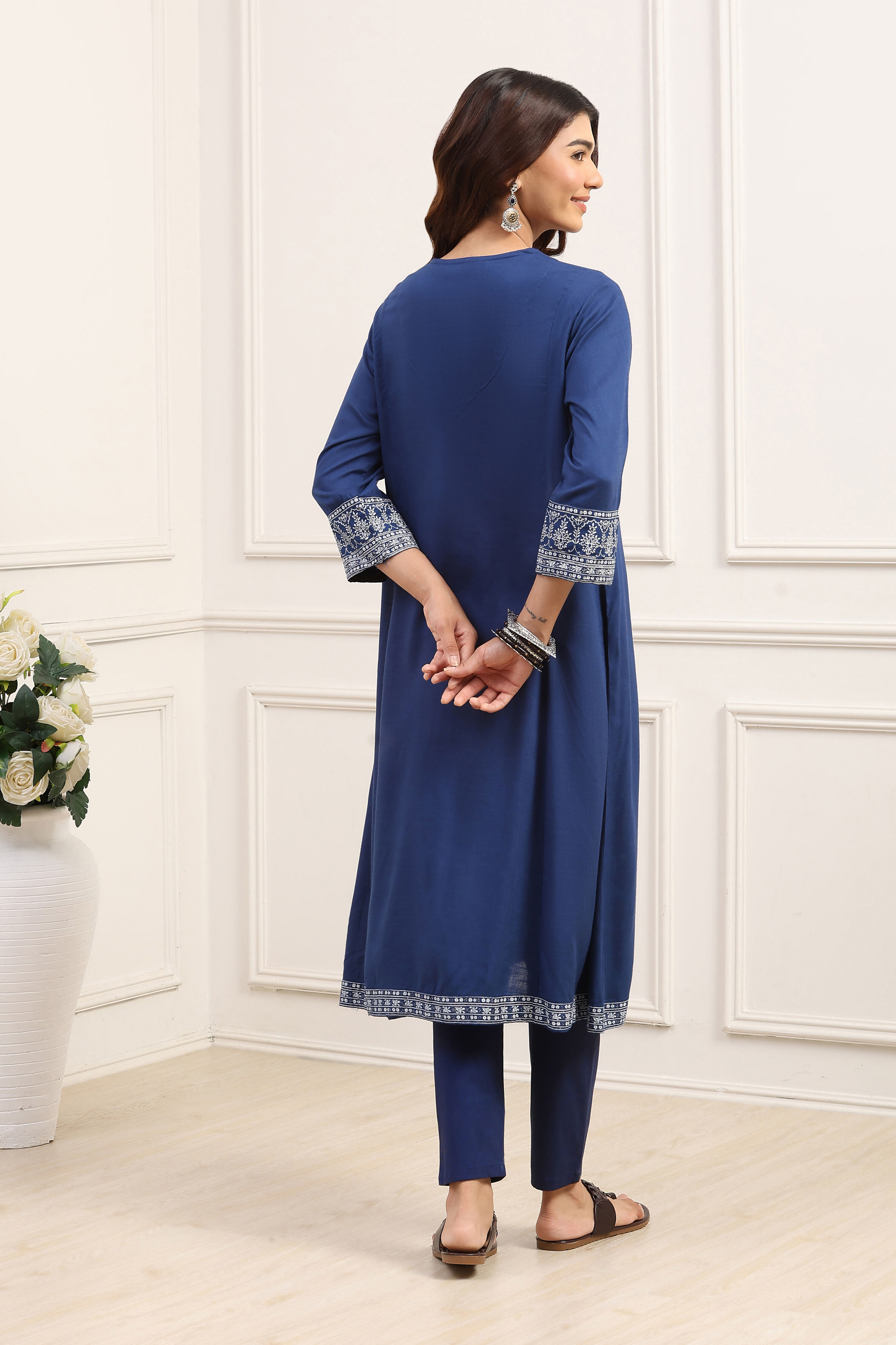 Indigo Viscose Rayon A-Line Kurta image number 3