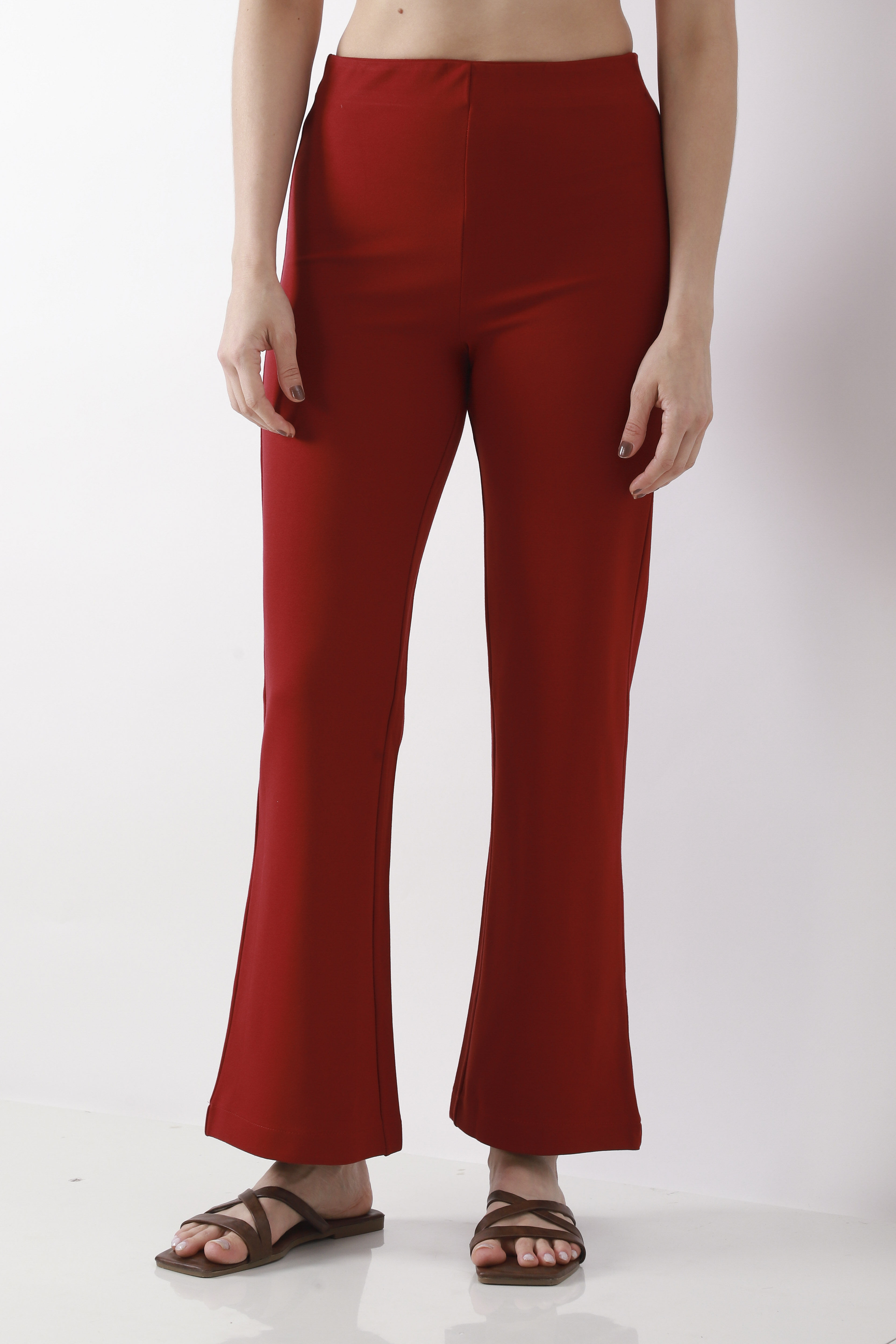 Maroon Solid Flared Pants image number 4