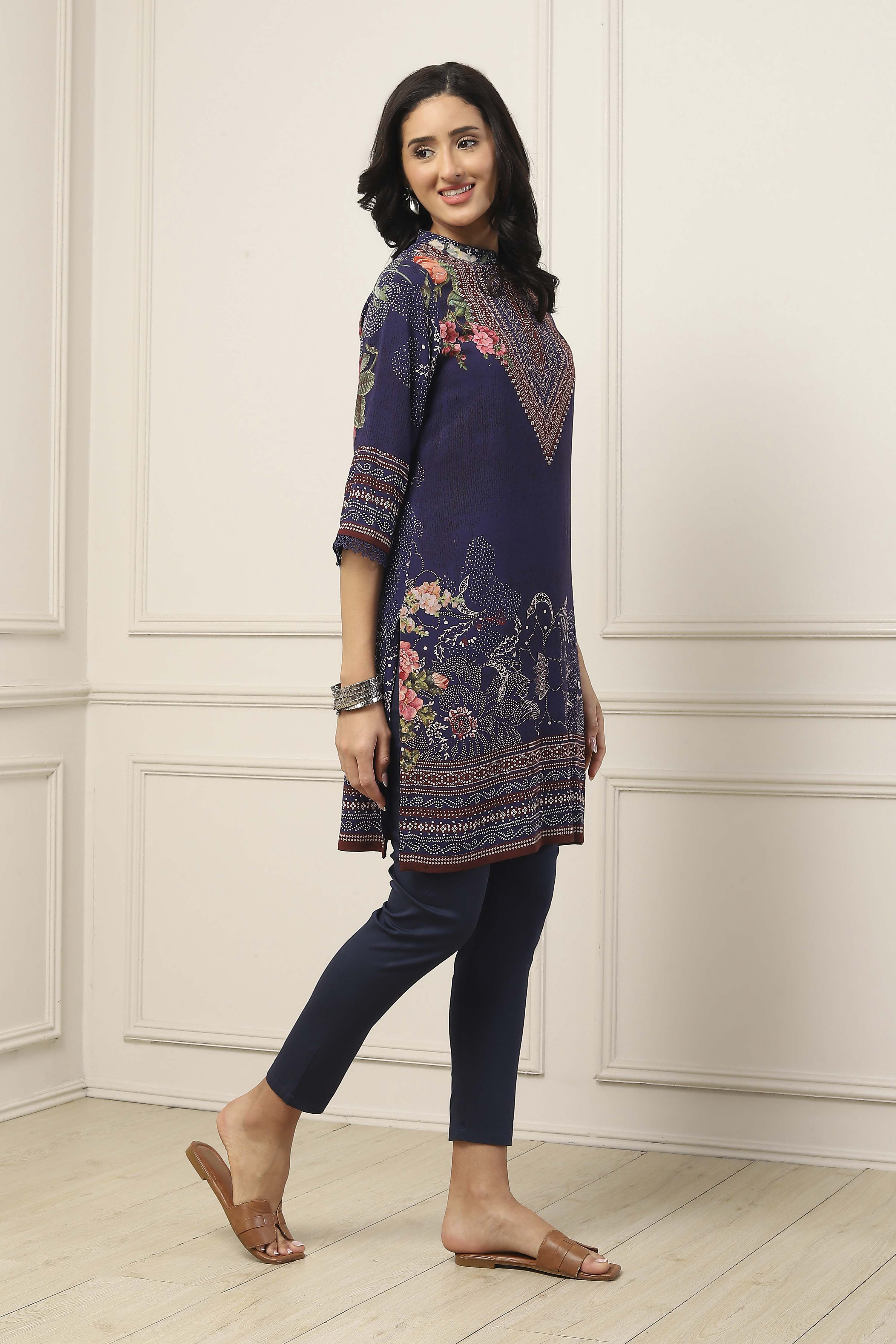 Blue Viscose Rayon Ethnic Motif Printed Straight Kurta image number 4
