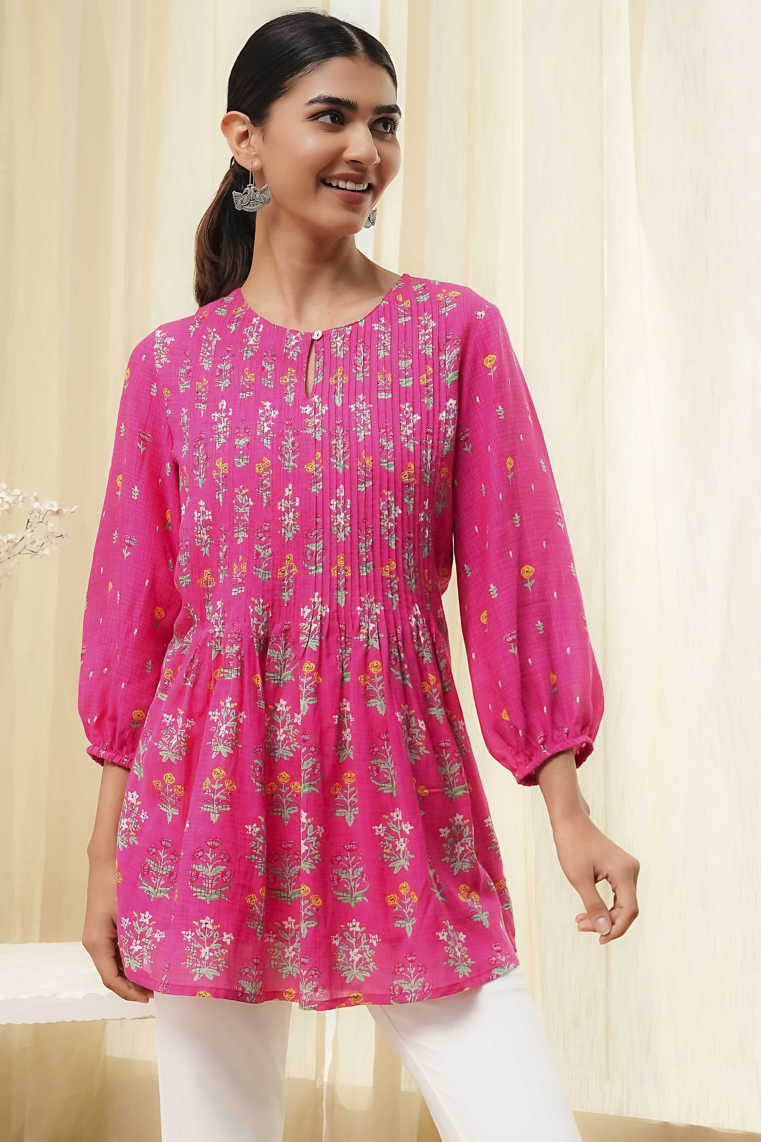 Pink Straight Printed Short Kurta image number 5