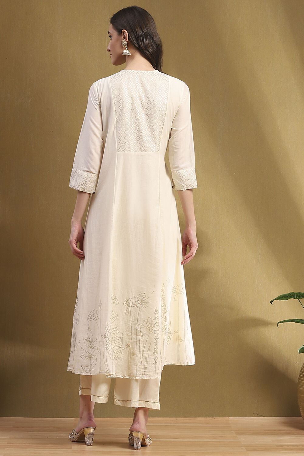 Red Cotton Printed Festive A-Line Suit Set image number 4