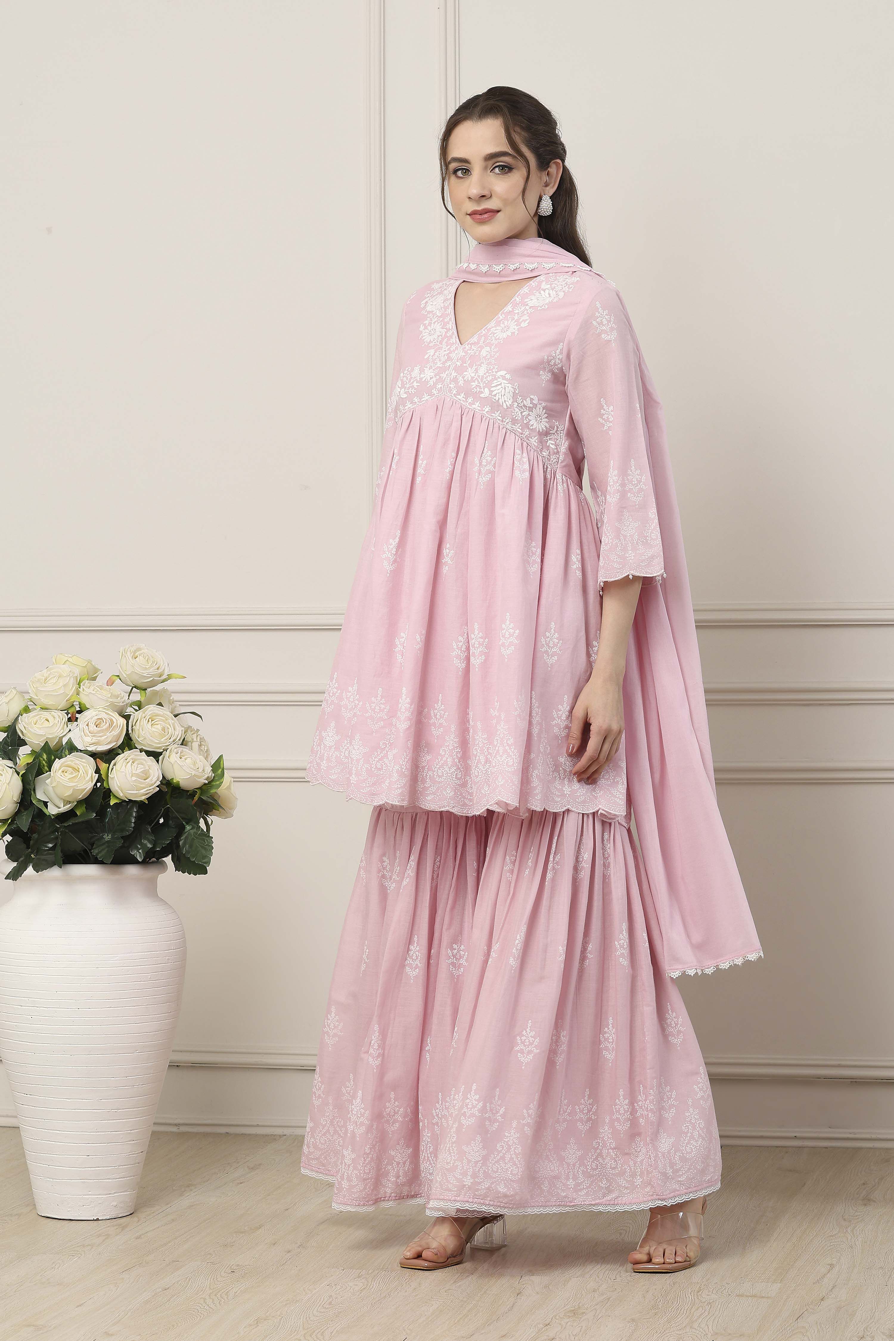 Pink Cotton Gathered Suit Set image number 3