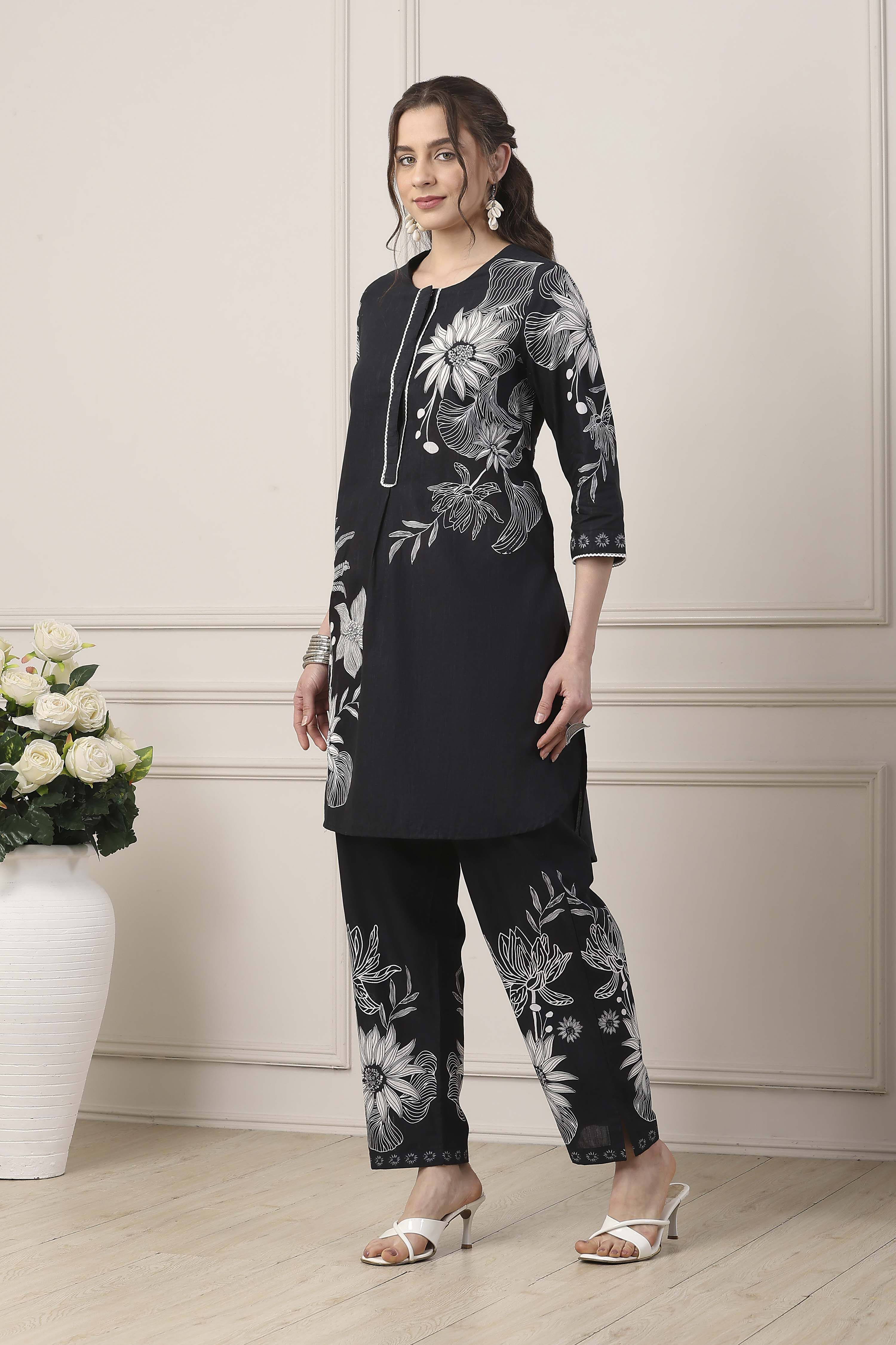 Blue Cotton Floral Printed Straight Suit Set image number 3