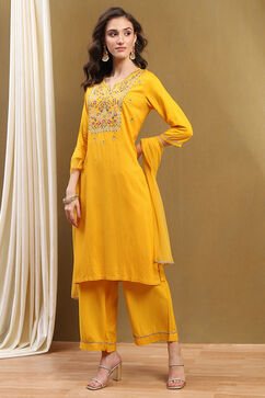 Yellow Printed Festive Straight Suit Set image number 3