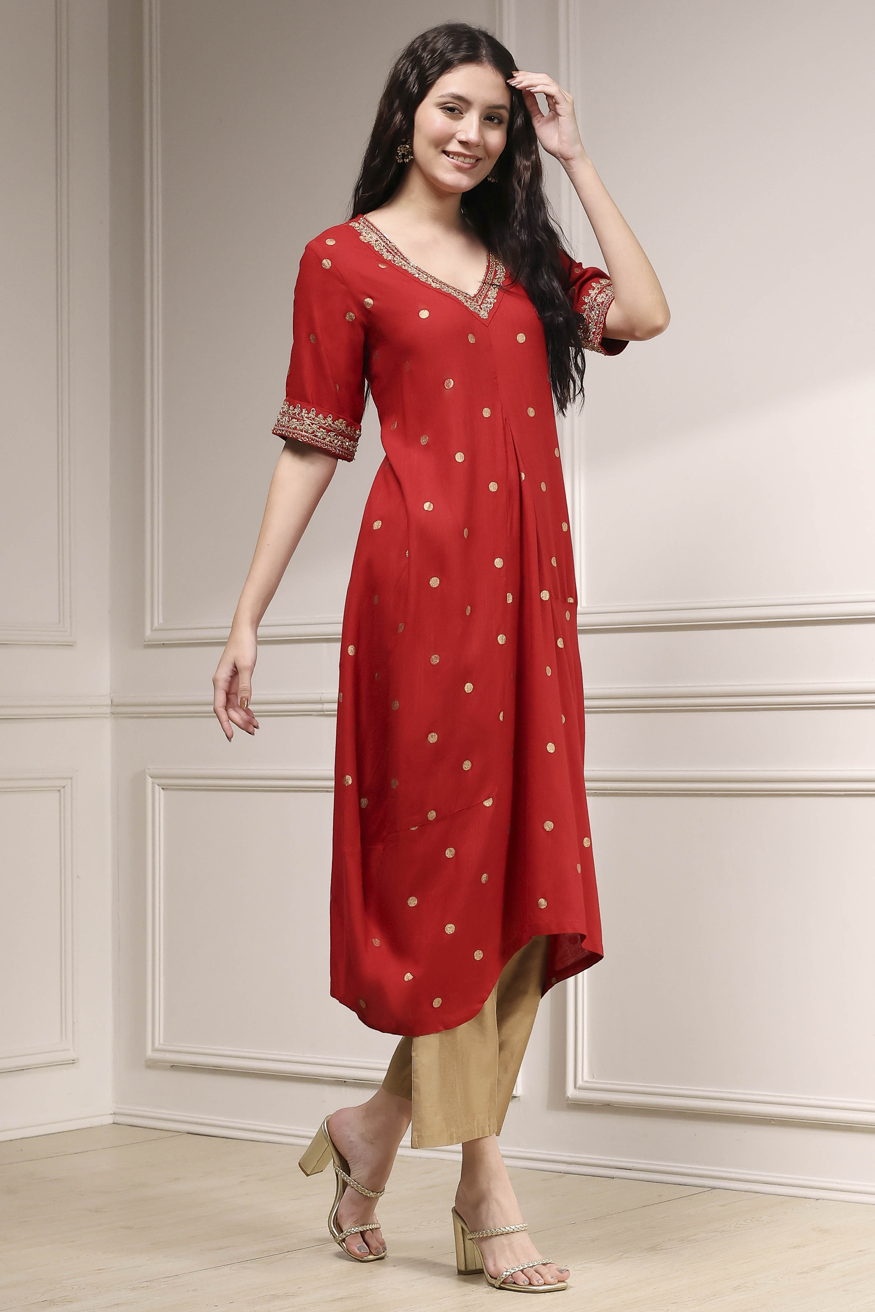 Red Printed Asymmetric A-Line Kurta image number 4