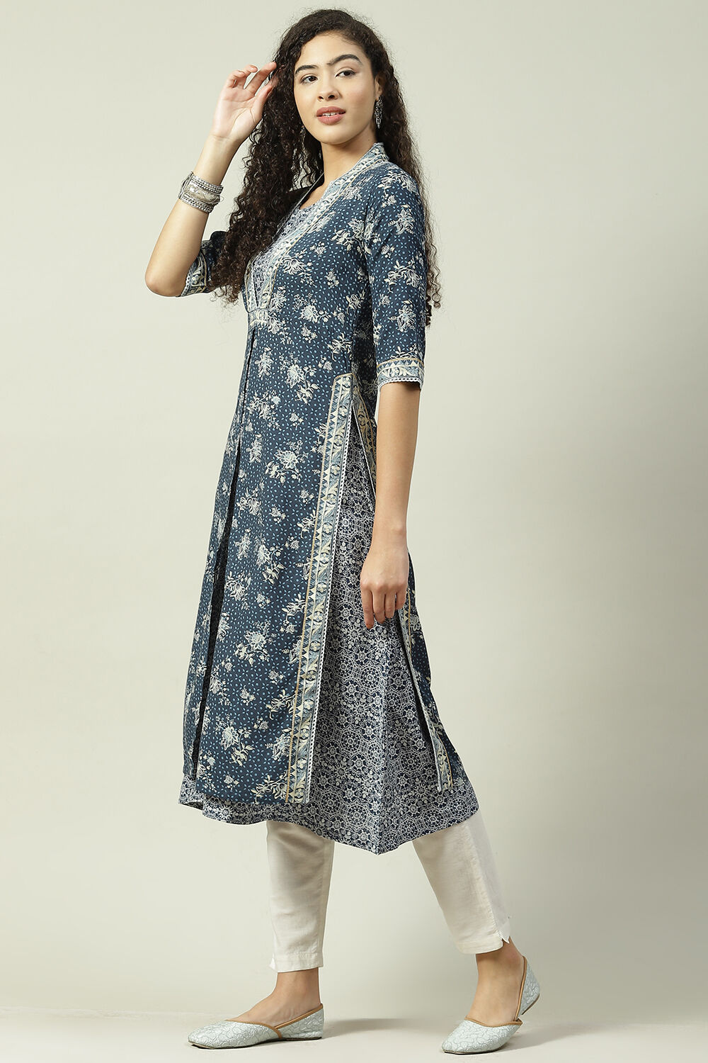 Navy LIVA A-Line Double Layered Printed Kurta image number 3